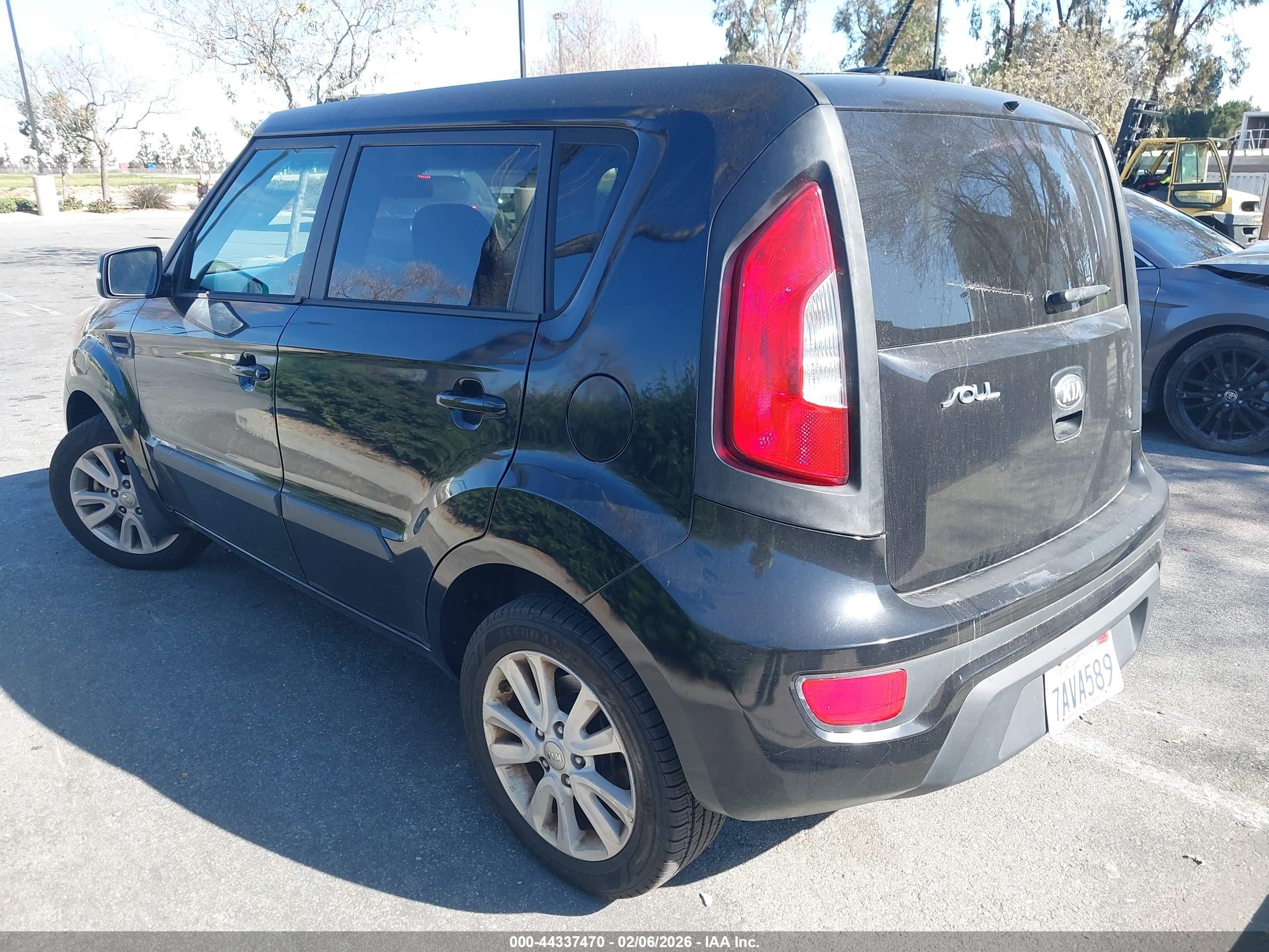 KIA SOUL image 3