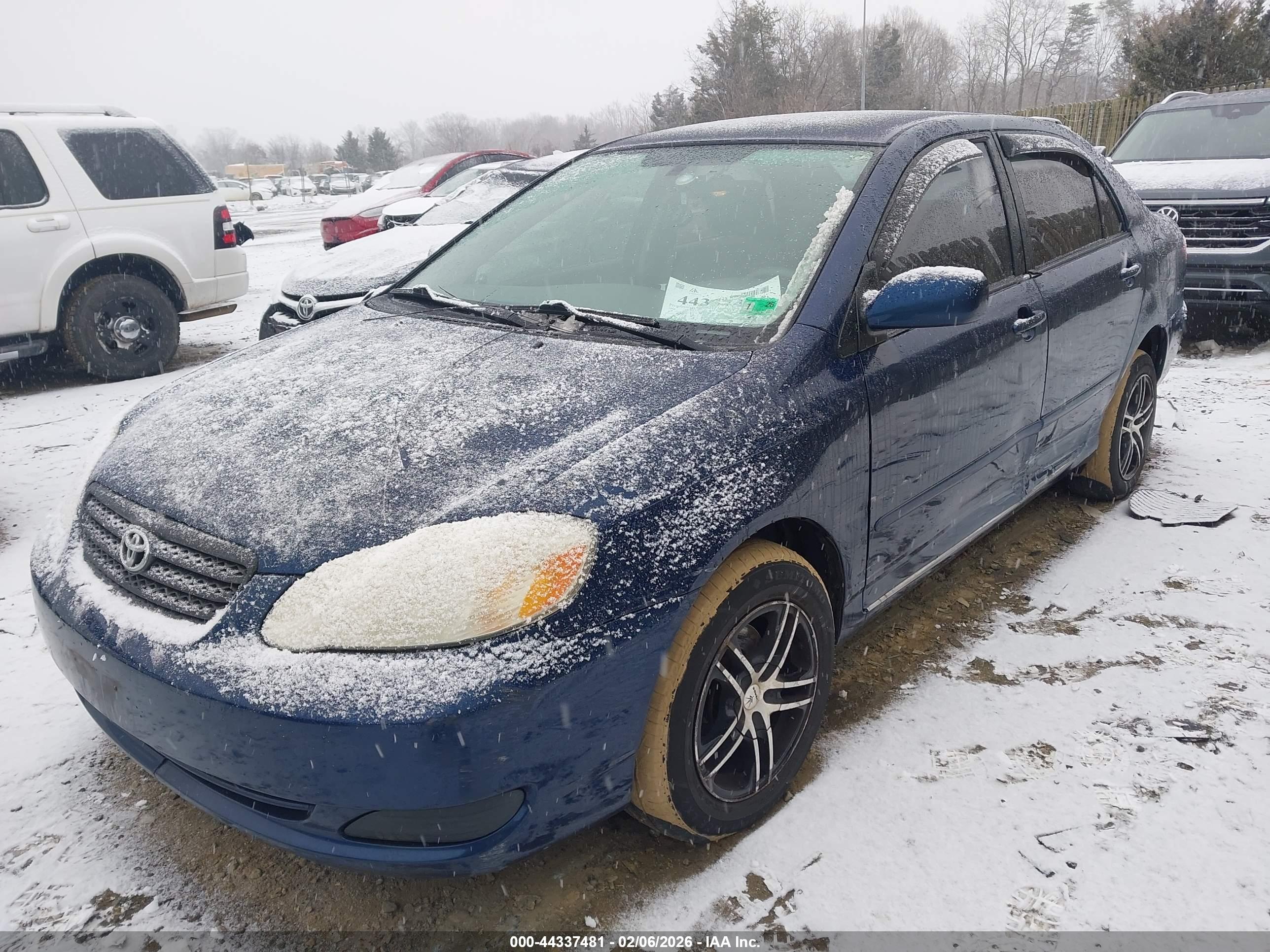 TOYOTA COROLLA image 2