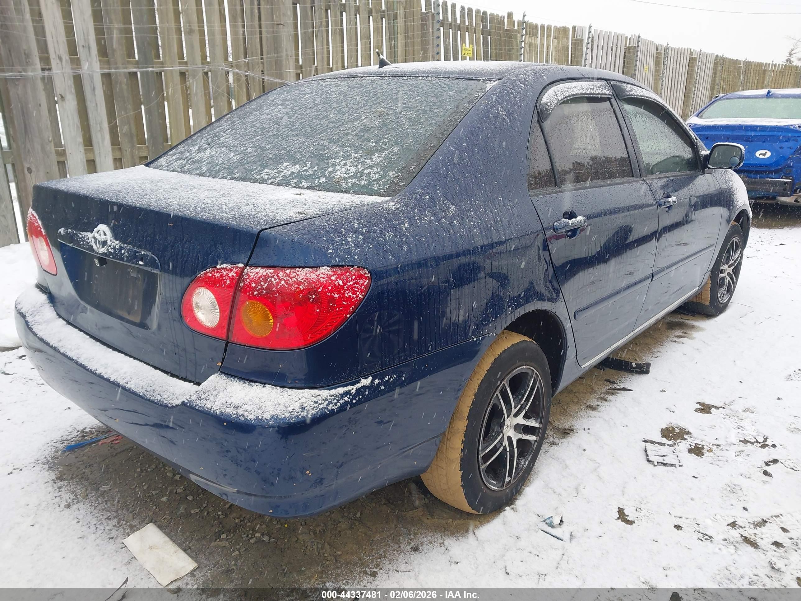 TOYOTA COROLLA image 4