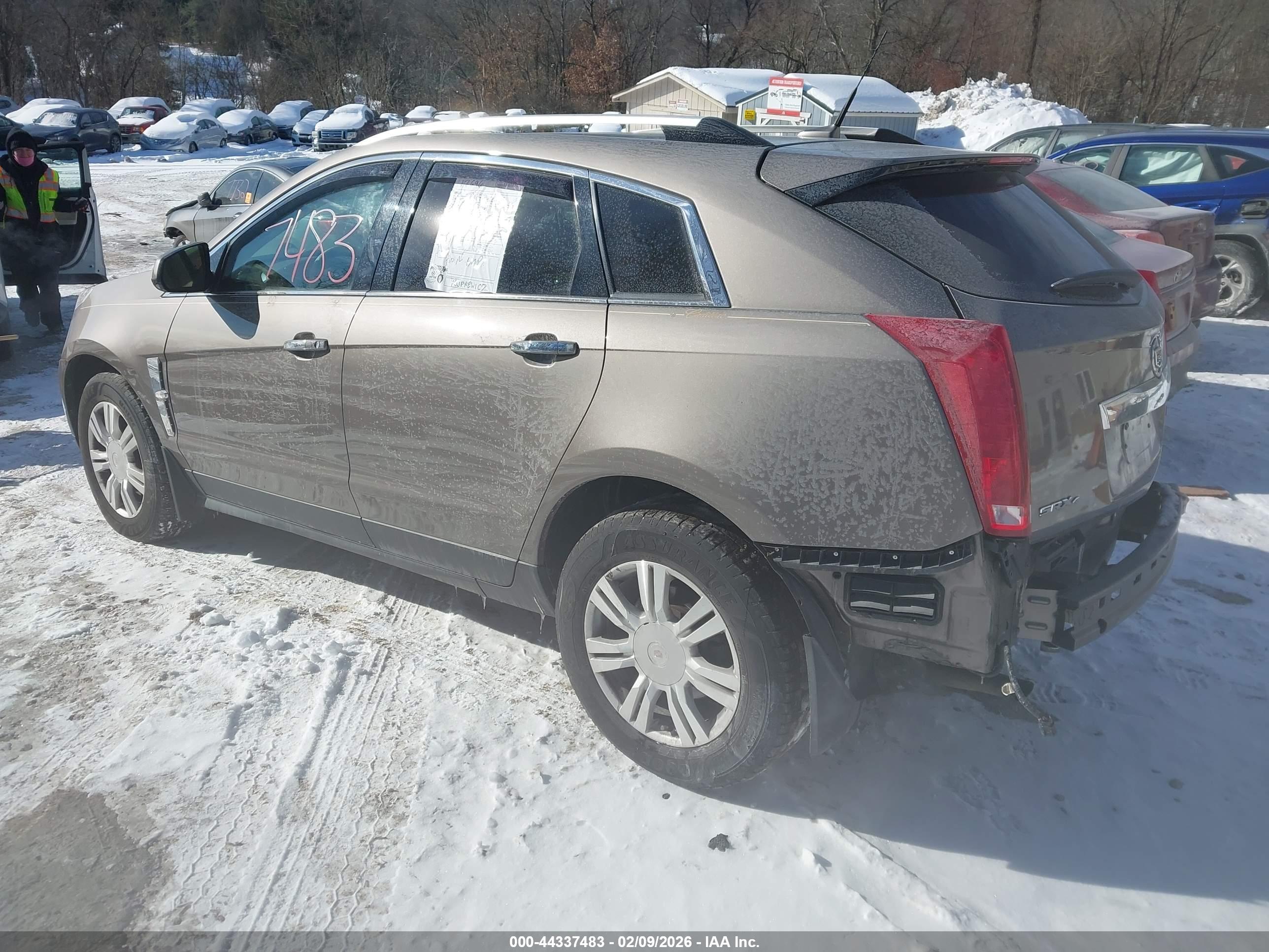CADILLAC SRX image 3