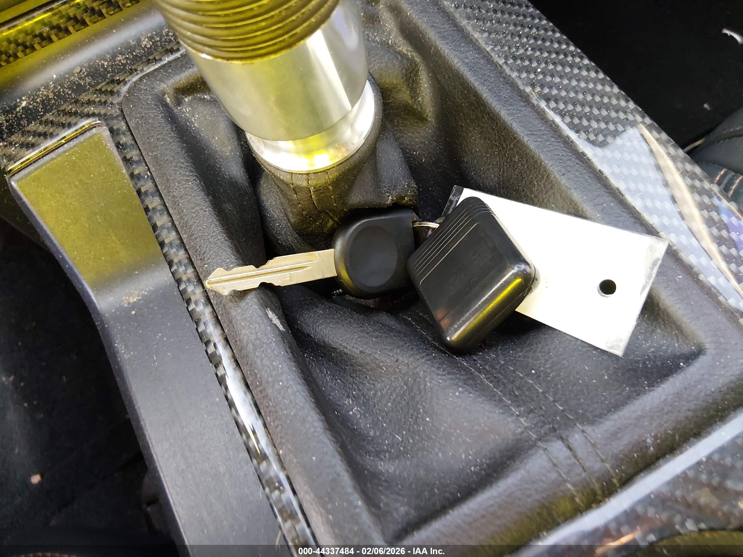FORD MUSTANG image 11