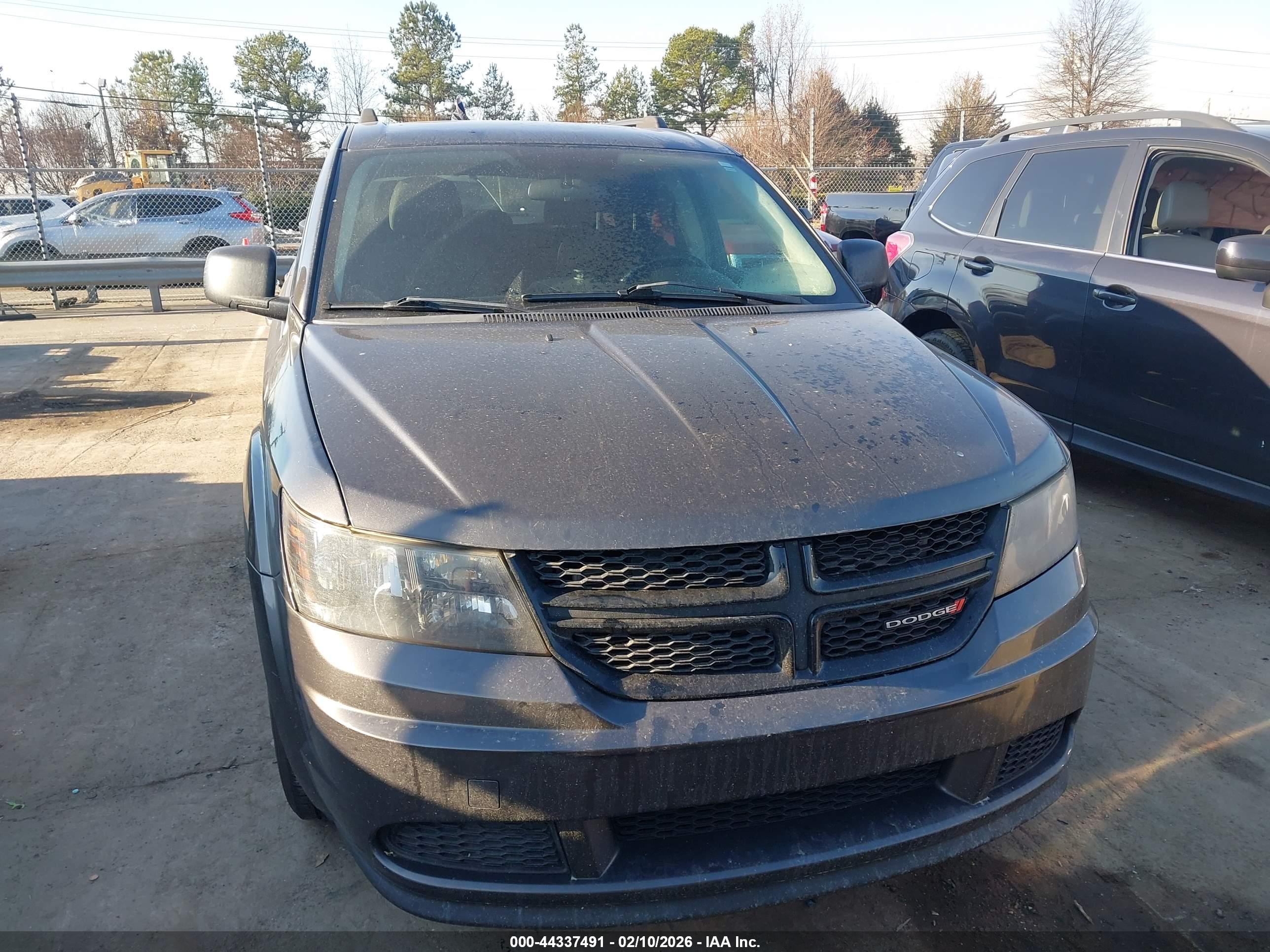 DODGE JOURNEY image 6