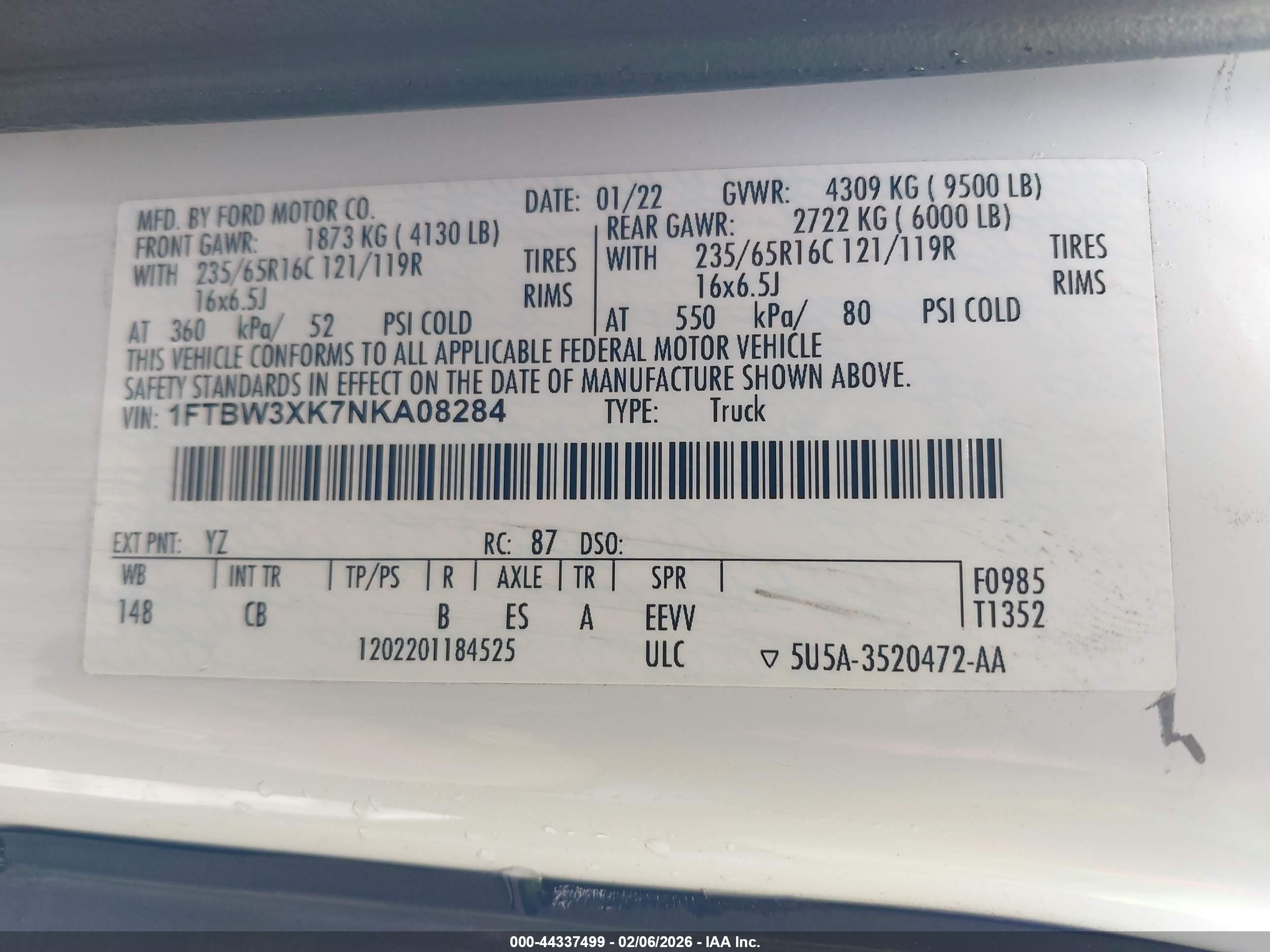 FORD E-TRANSIT-350 image 9