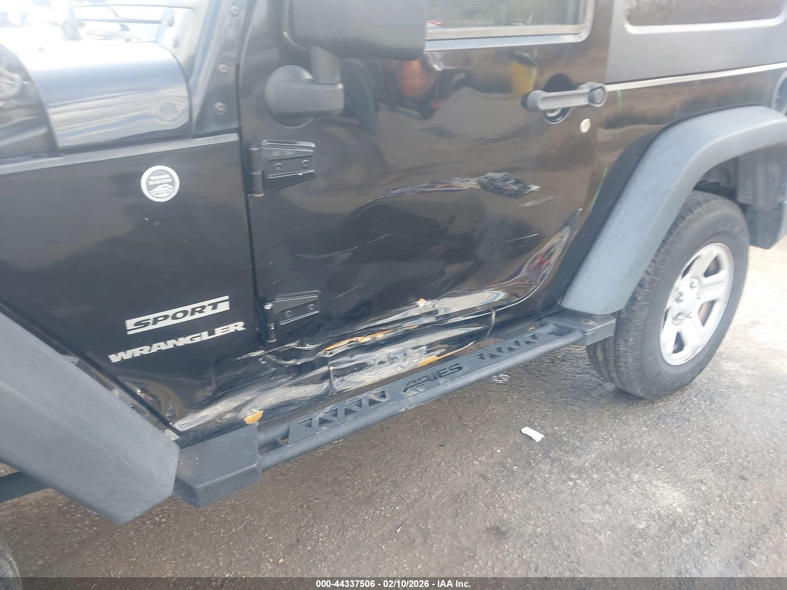 JEEP WRANGLER image 6