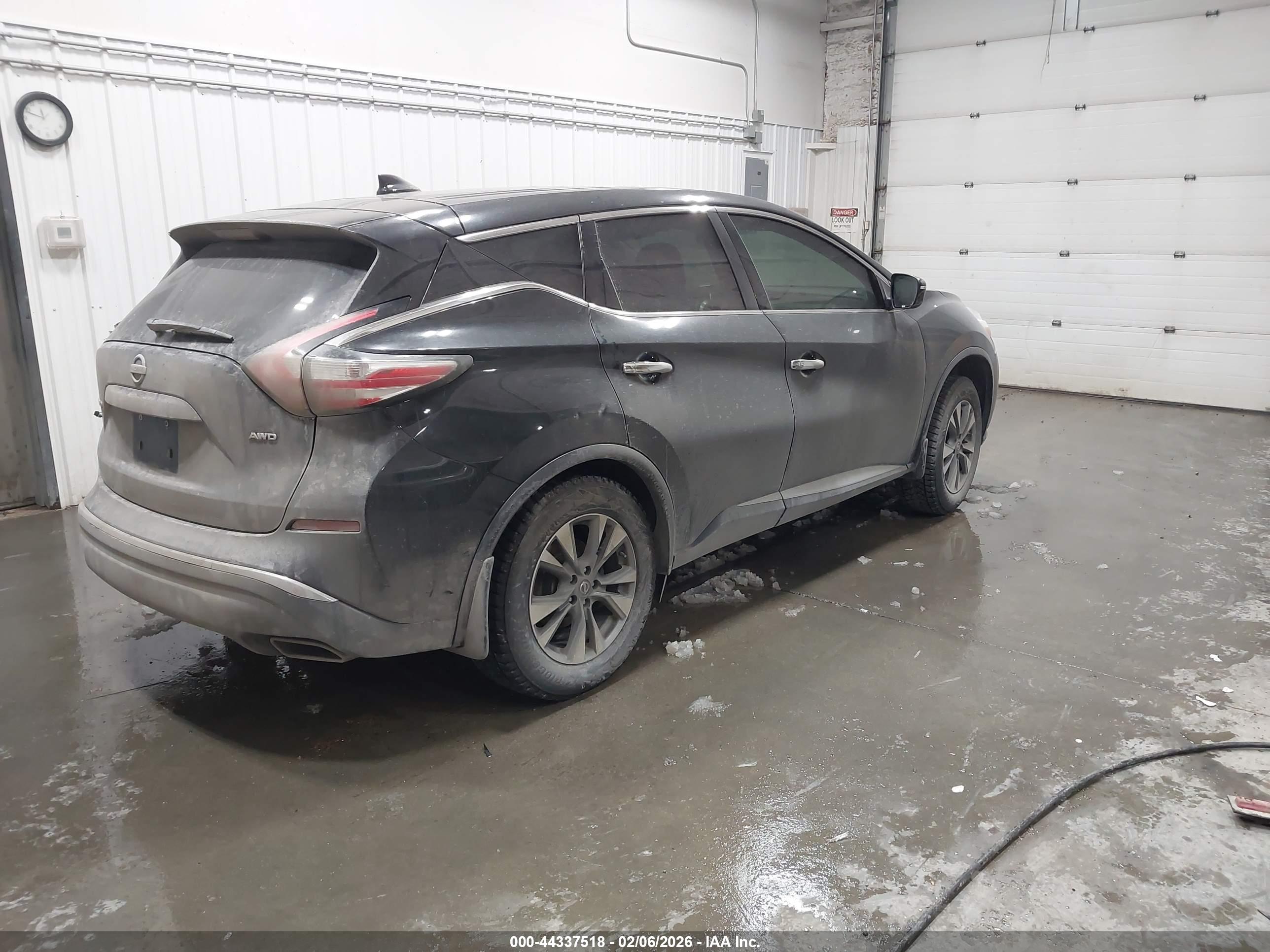 NISSAN MURANO image 4