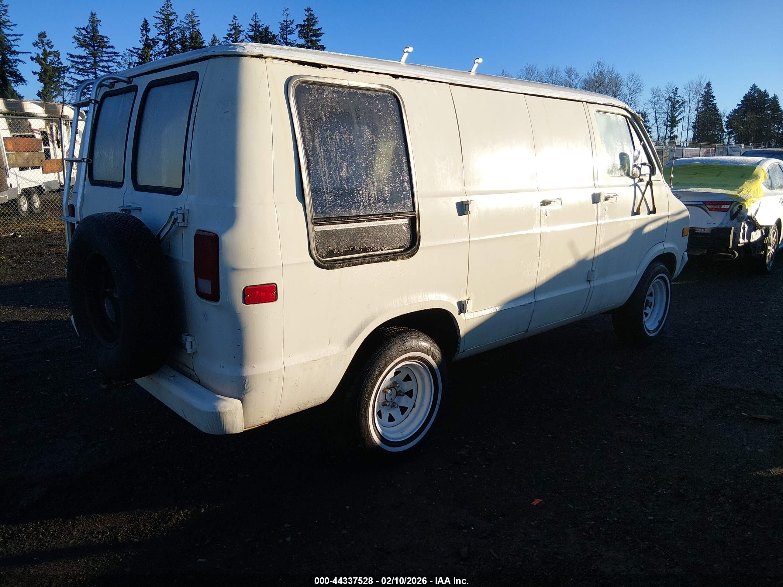 DODGE VAN image 4