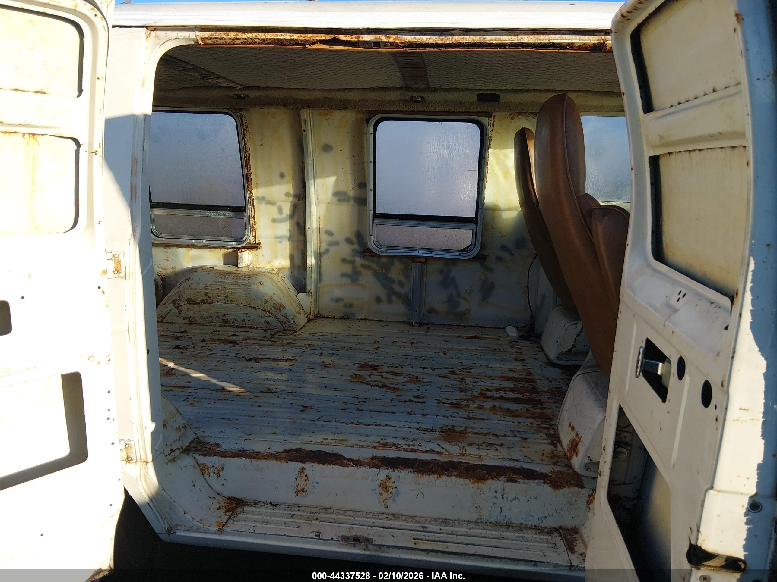 DODGE VAN image 8