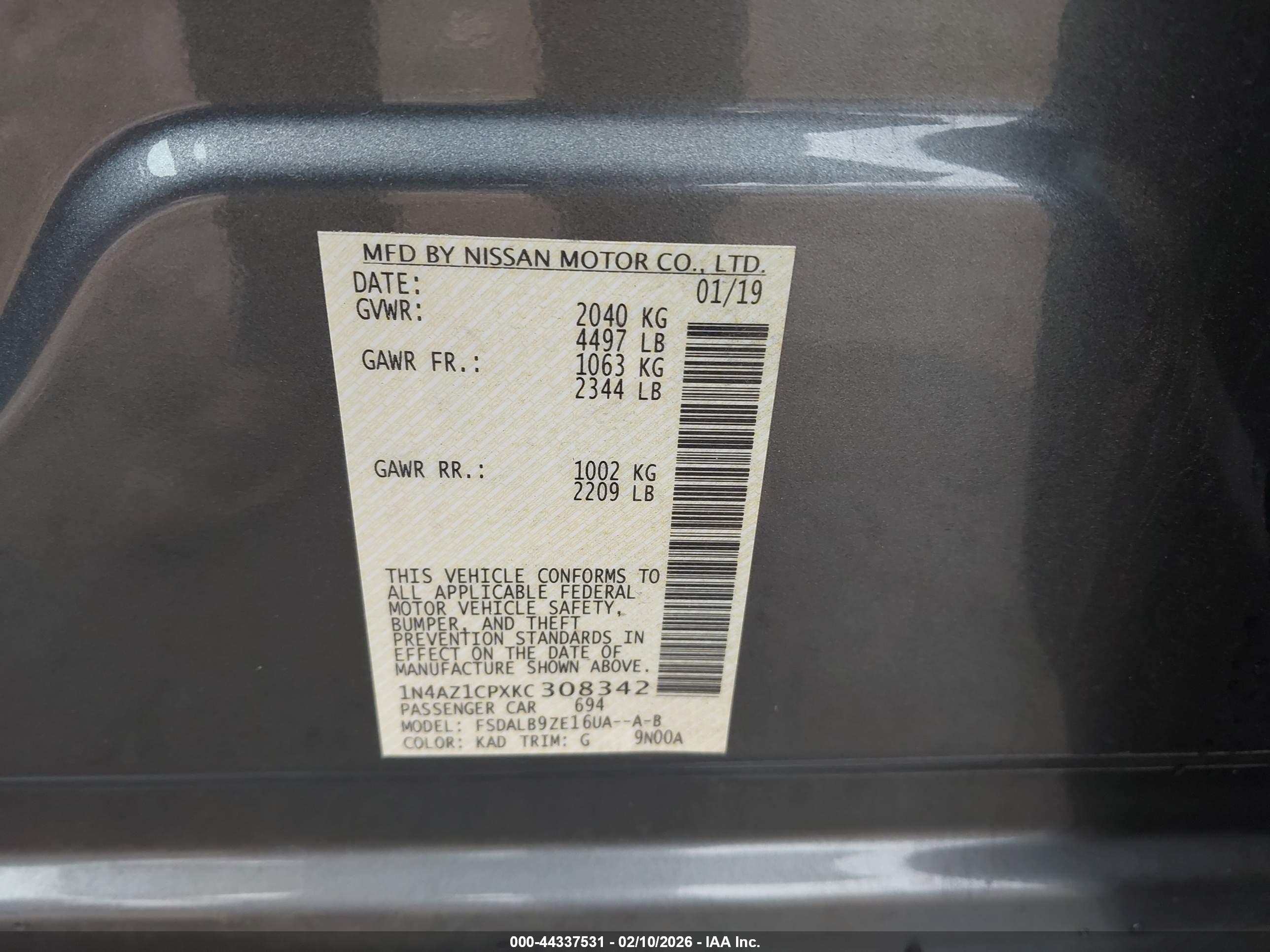 NISSAN LEAF image 9