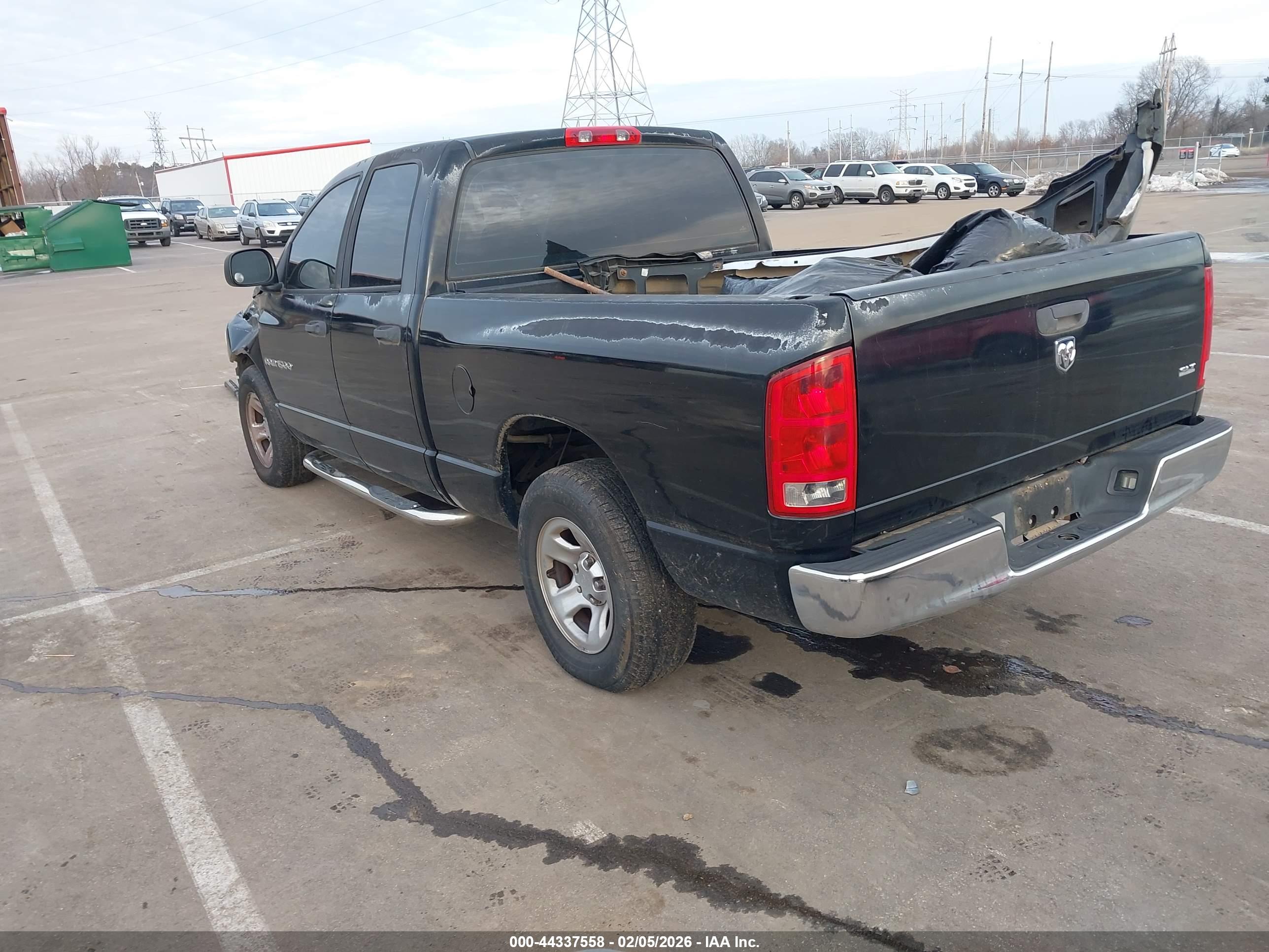 DODGE RAM image 3