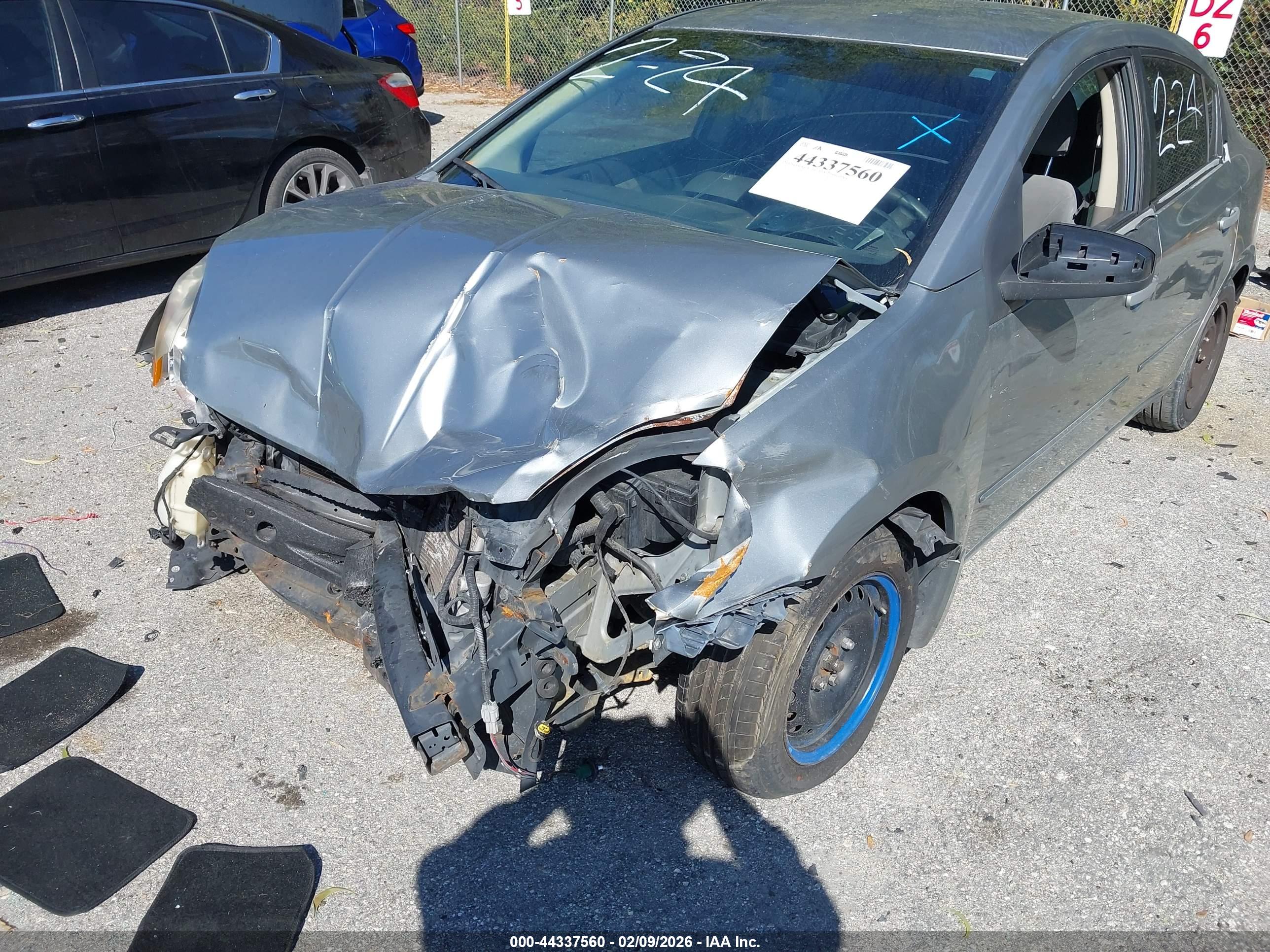 NISSAN SENTRA image 6