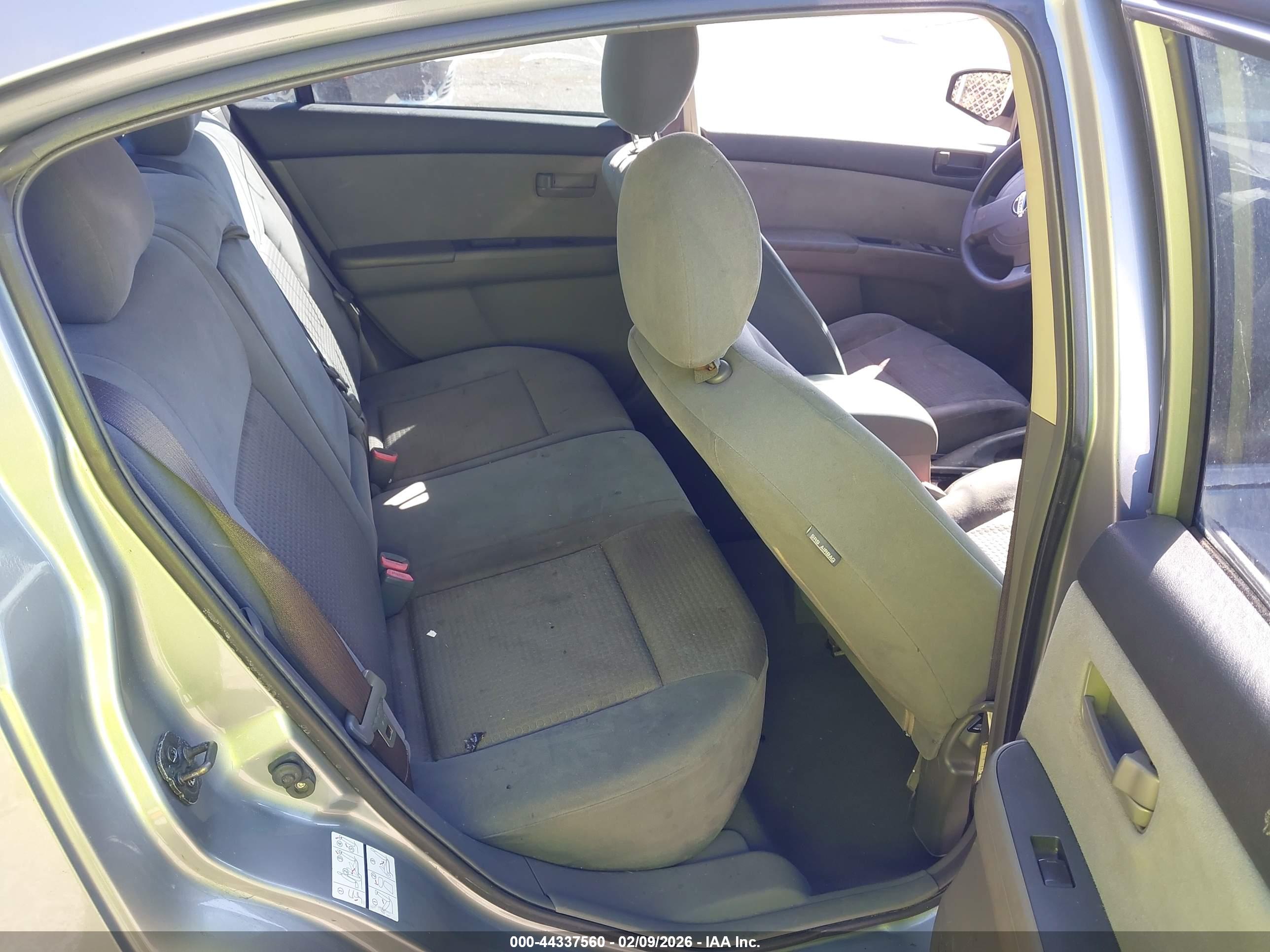 NISSAN SENTRA image 8