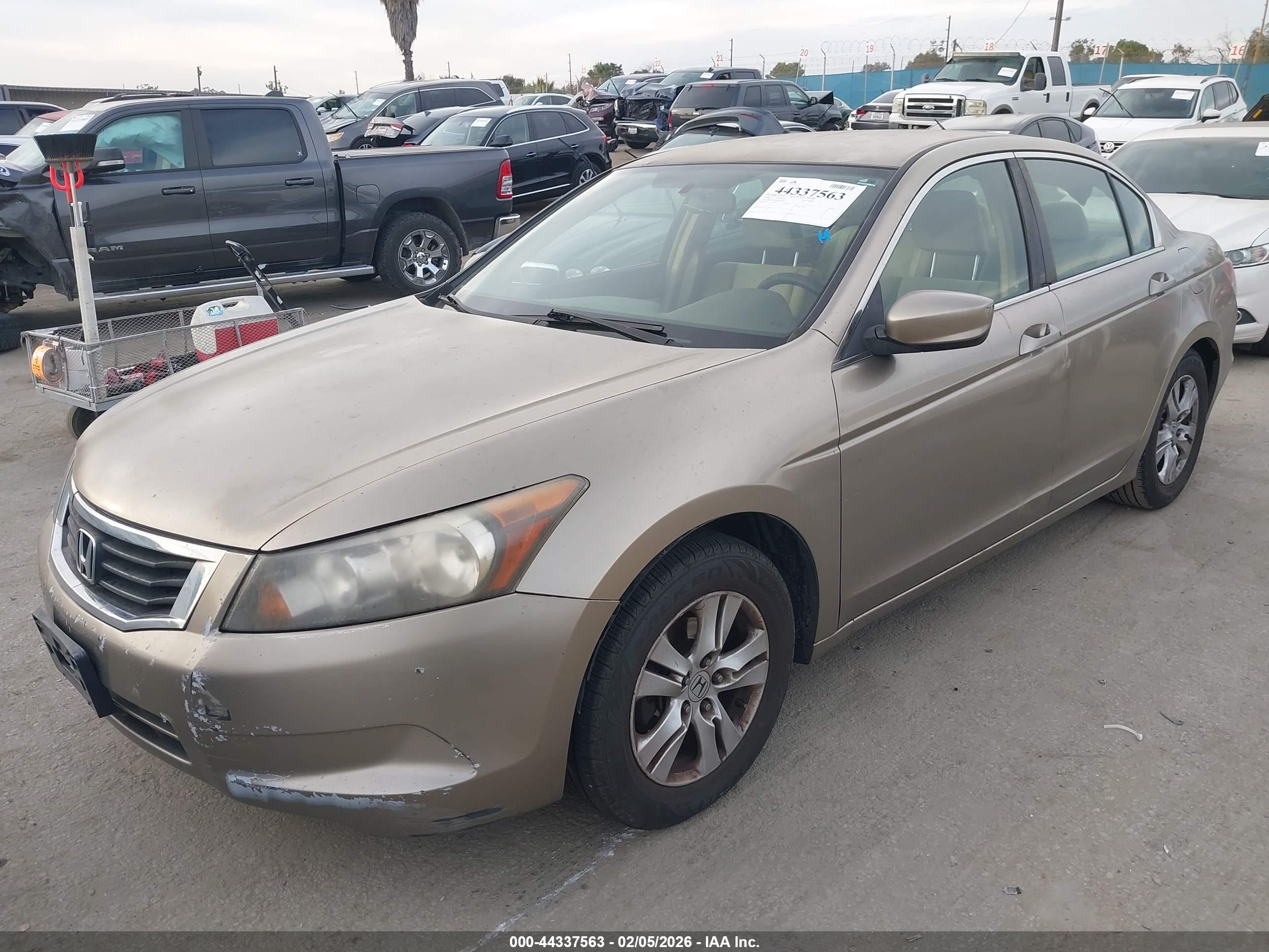 HONDA ACCORD image 2