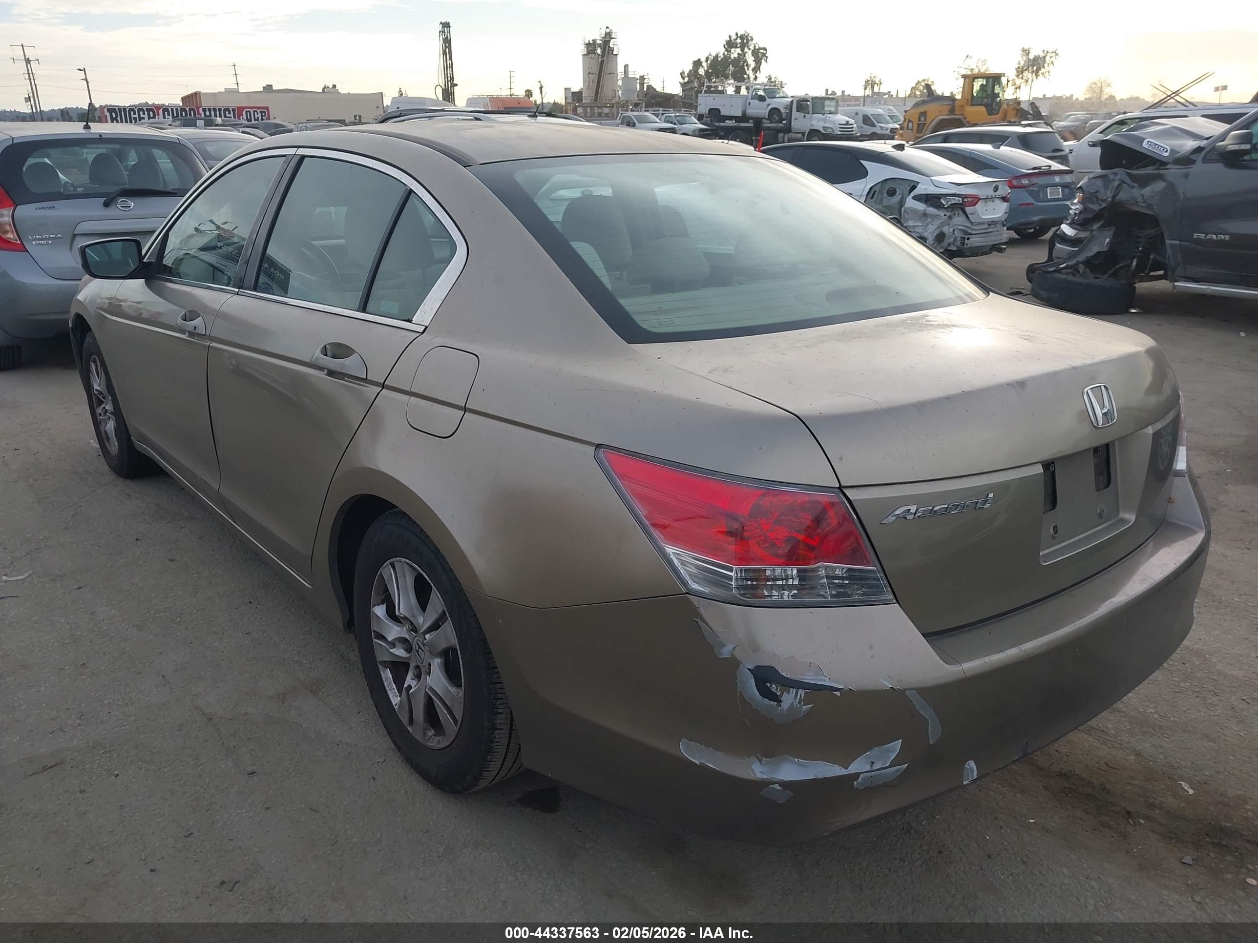 HONDA ACCORD image 3