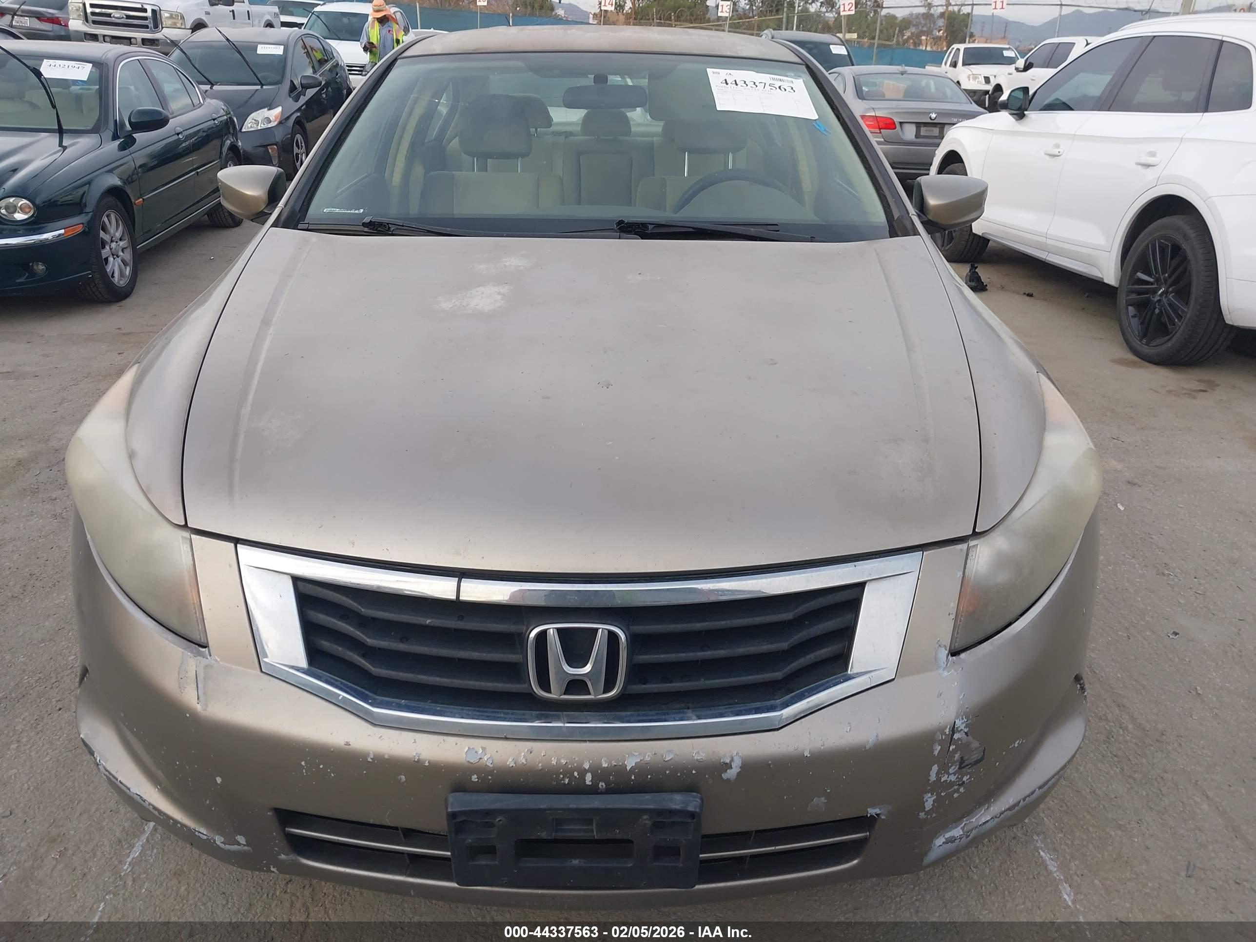 HONDA ACCORD image 6