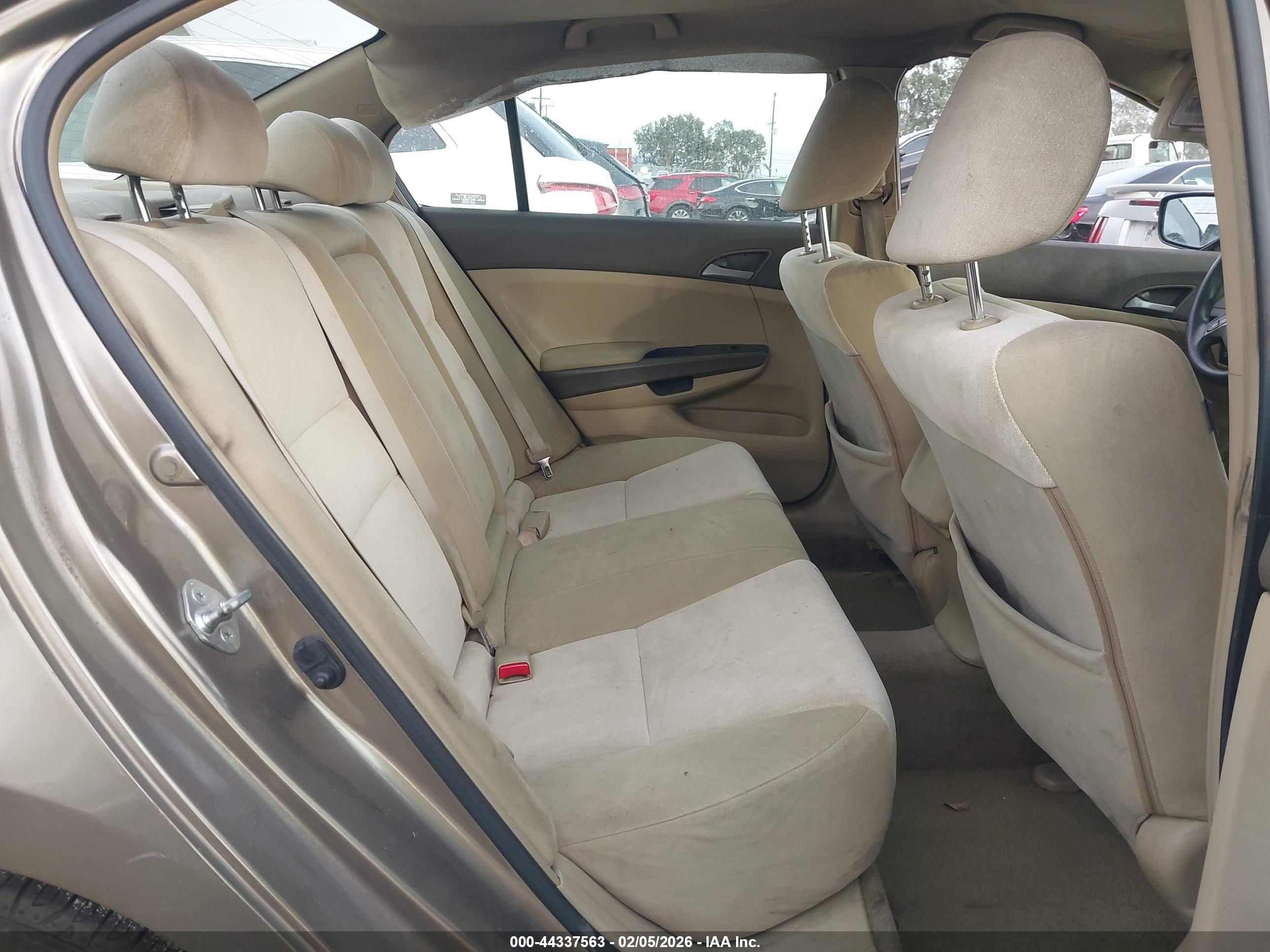 HONDA ACCORD image 8