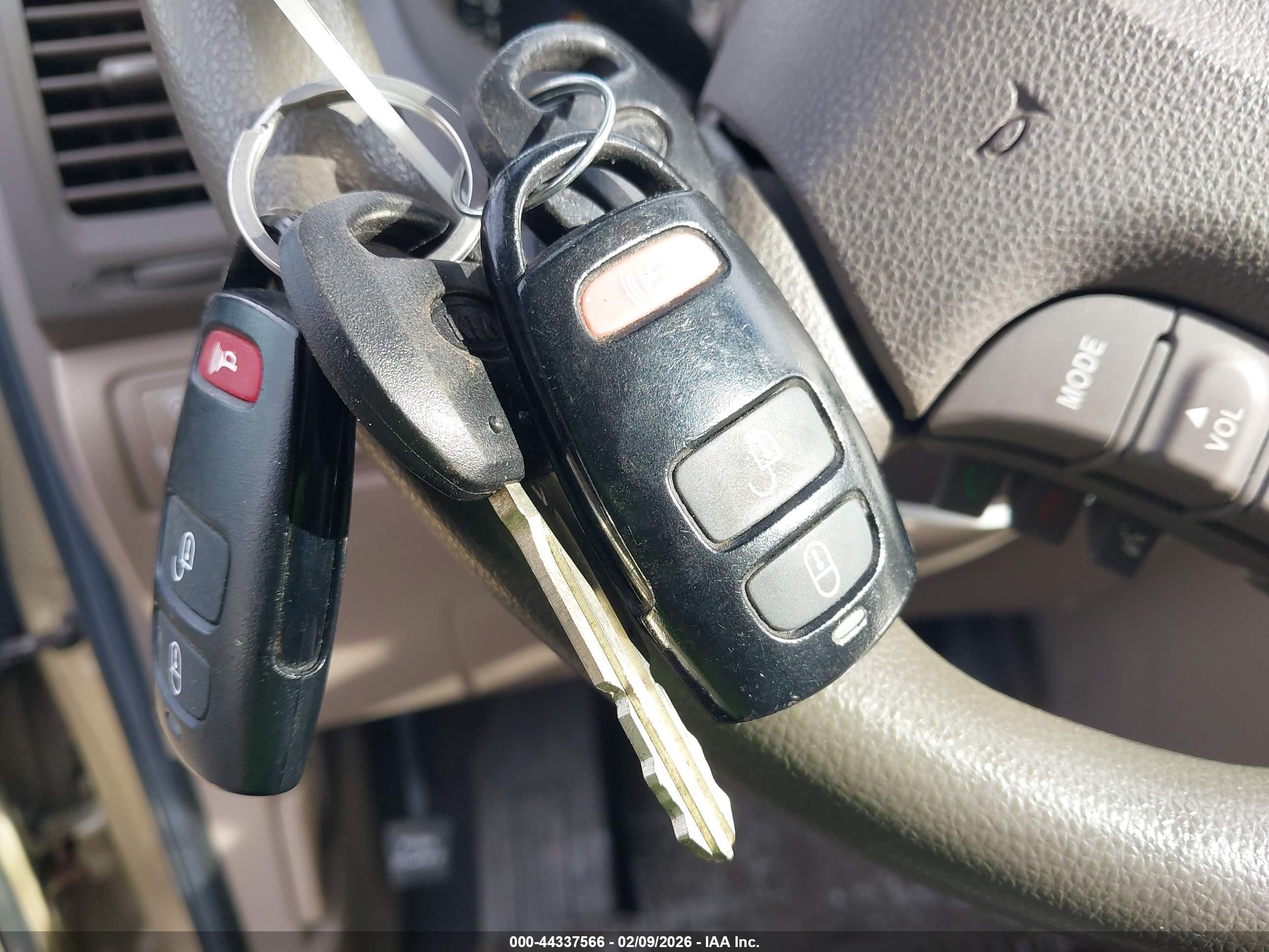 KIA SEDONA image 11