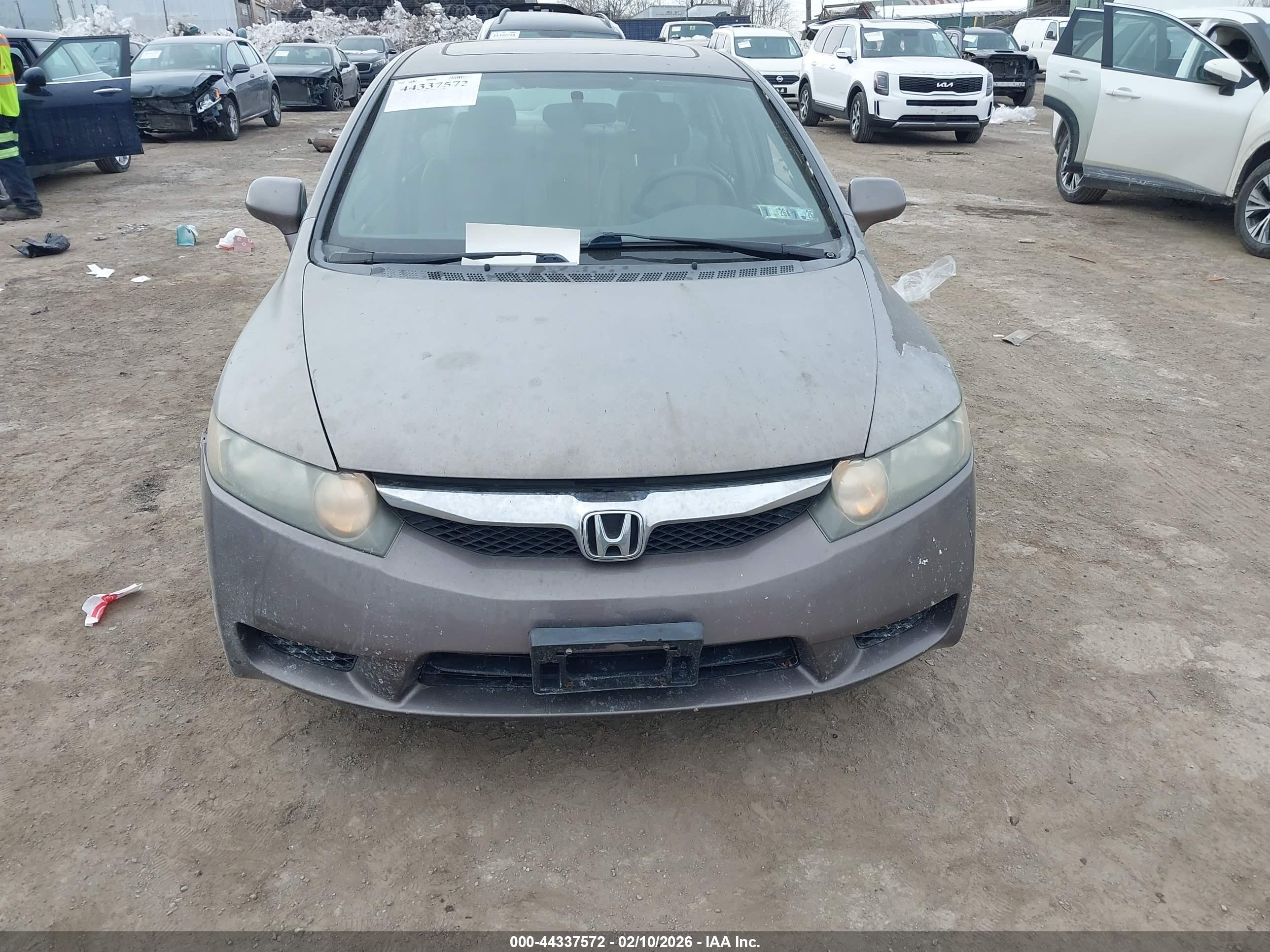 HONDA CIVIC image 6