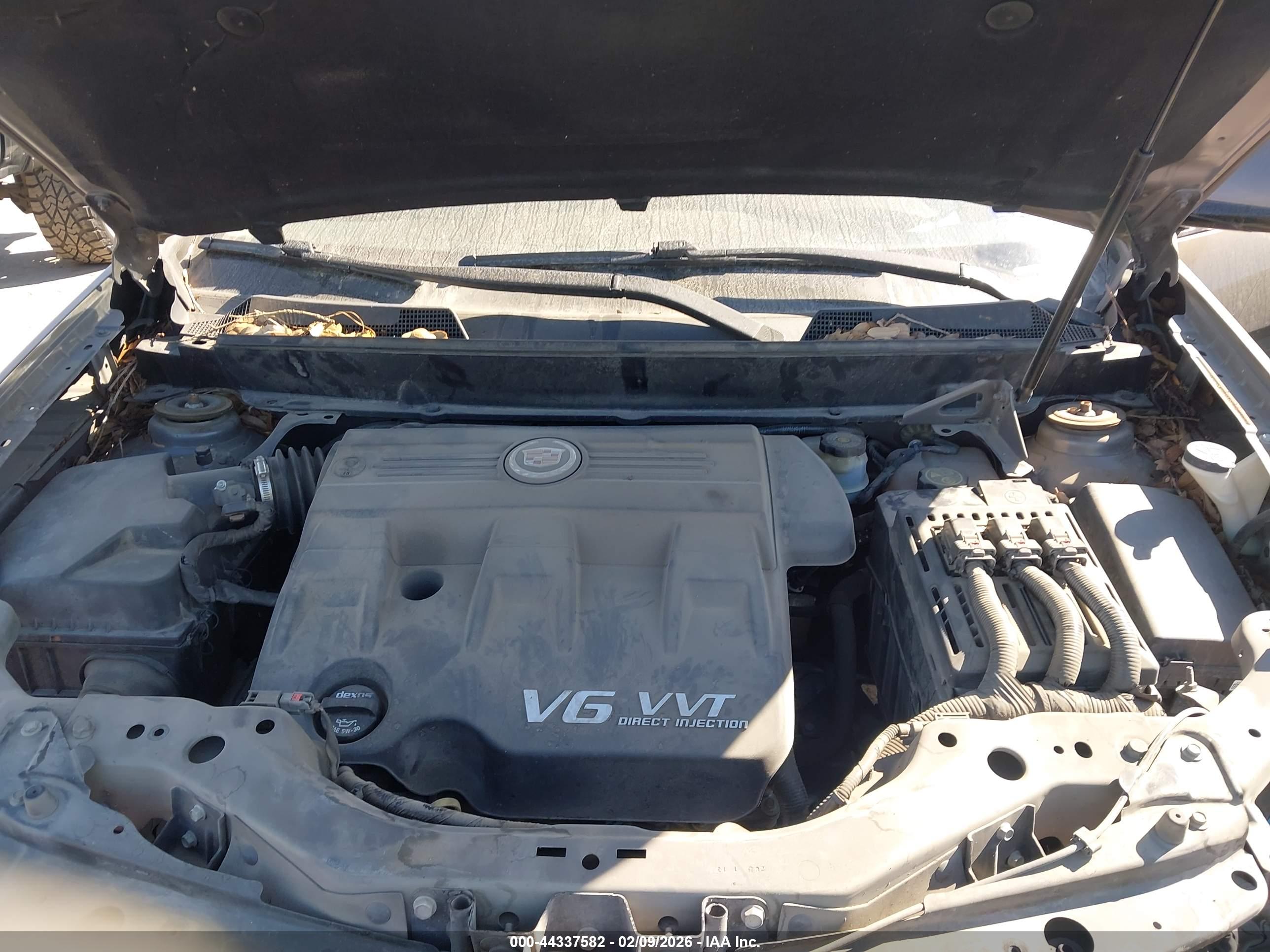 CADILLAC SRX image 10