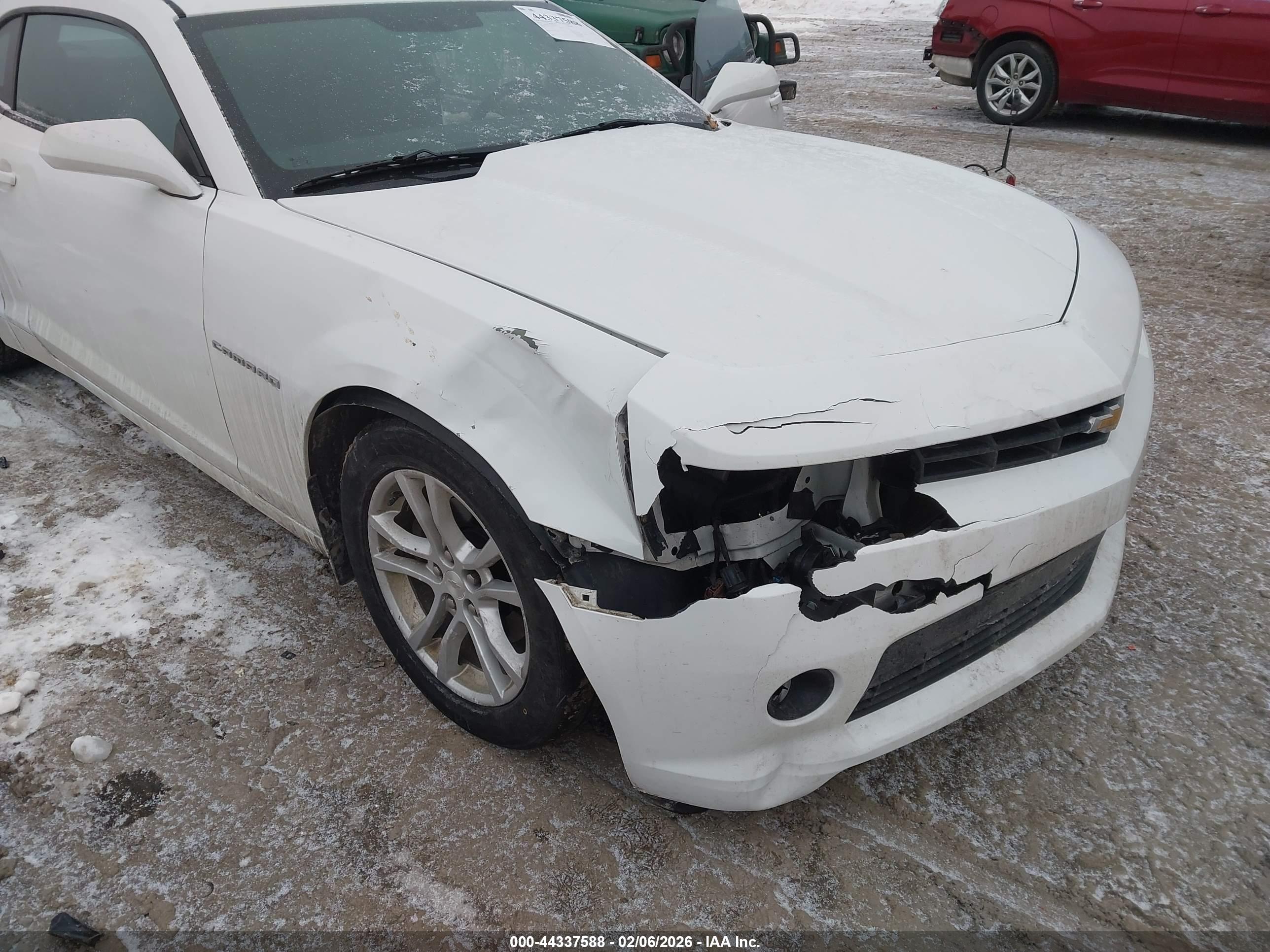 CHEVROLET CAMARO image 6