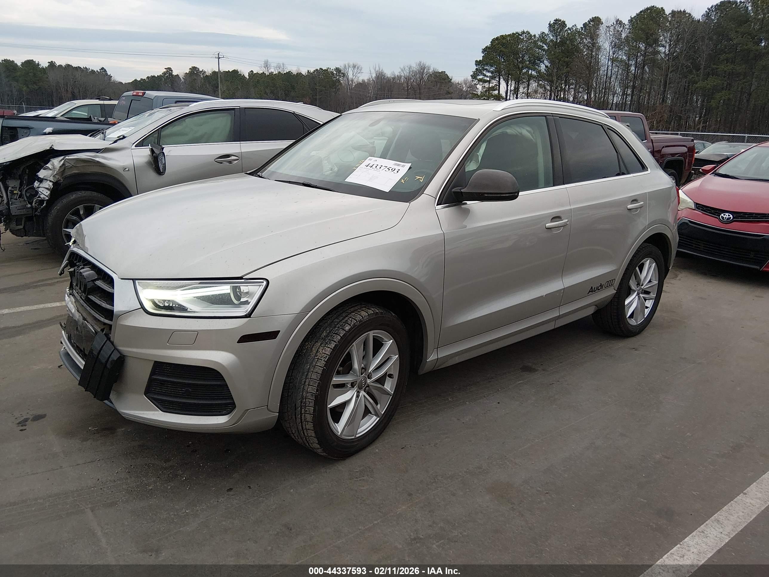 AUDI Q3 image 2