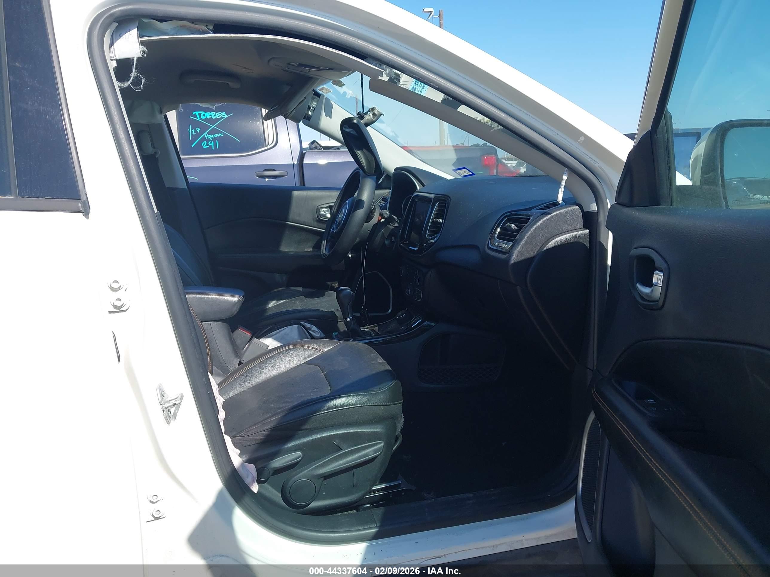 JEEP COMPASS image 5