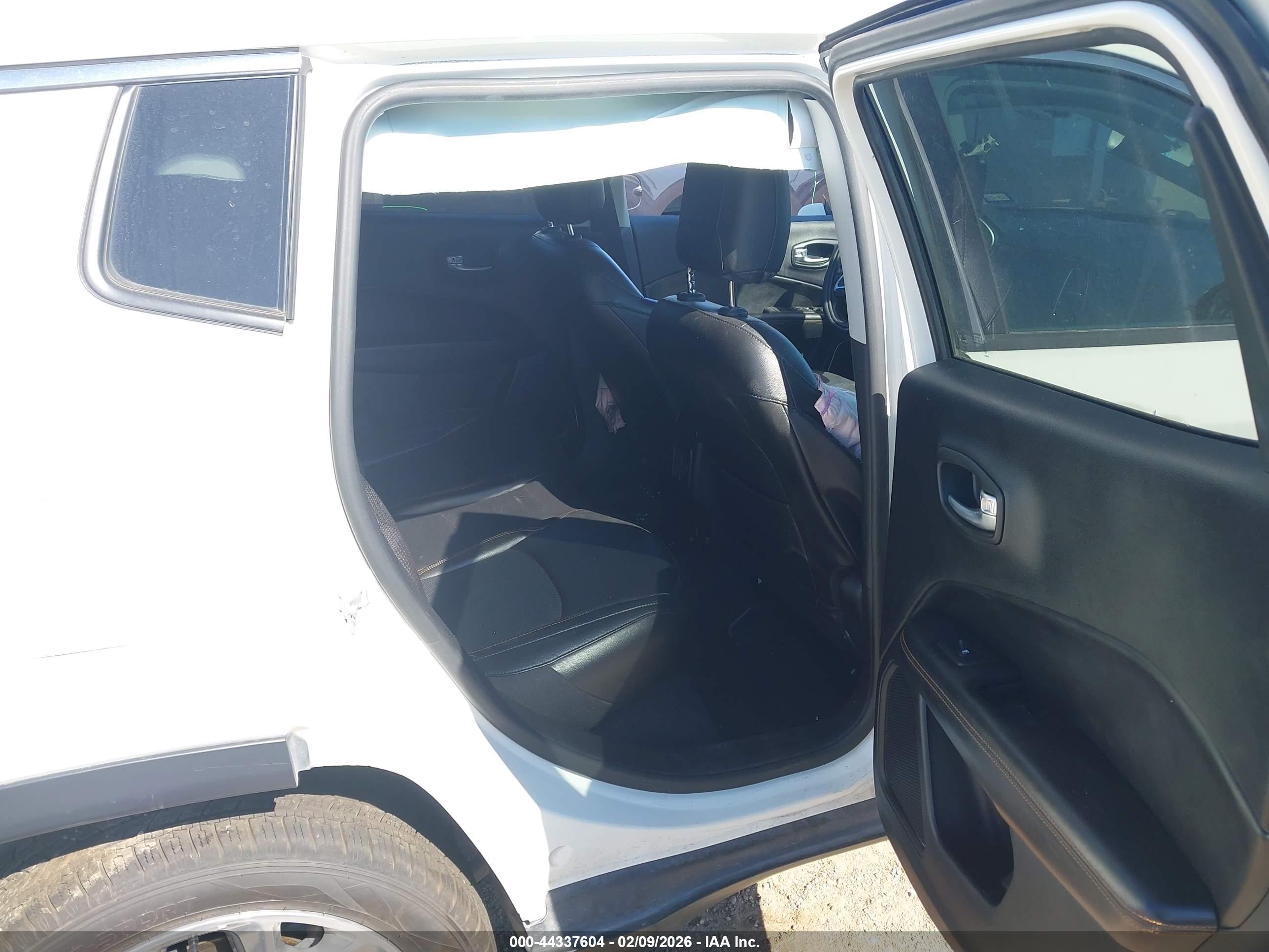JEEP COMPASS image 8