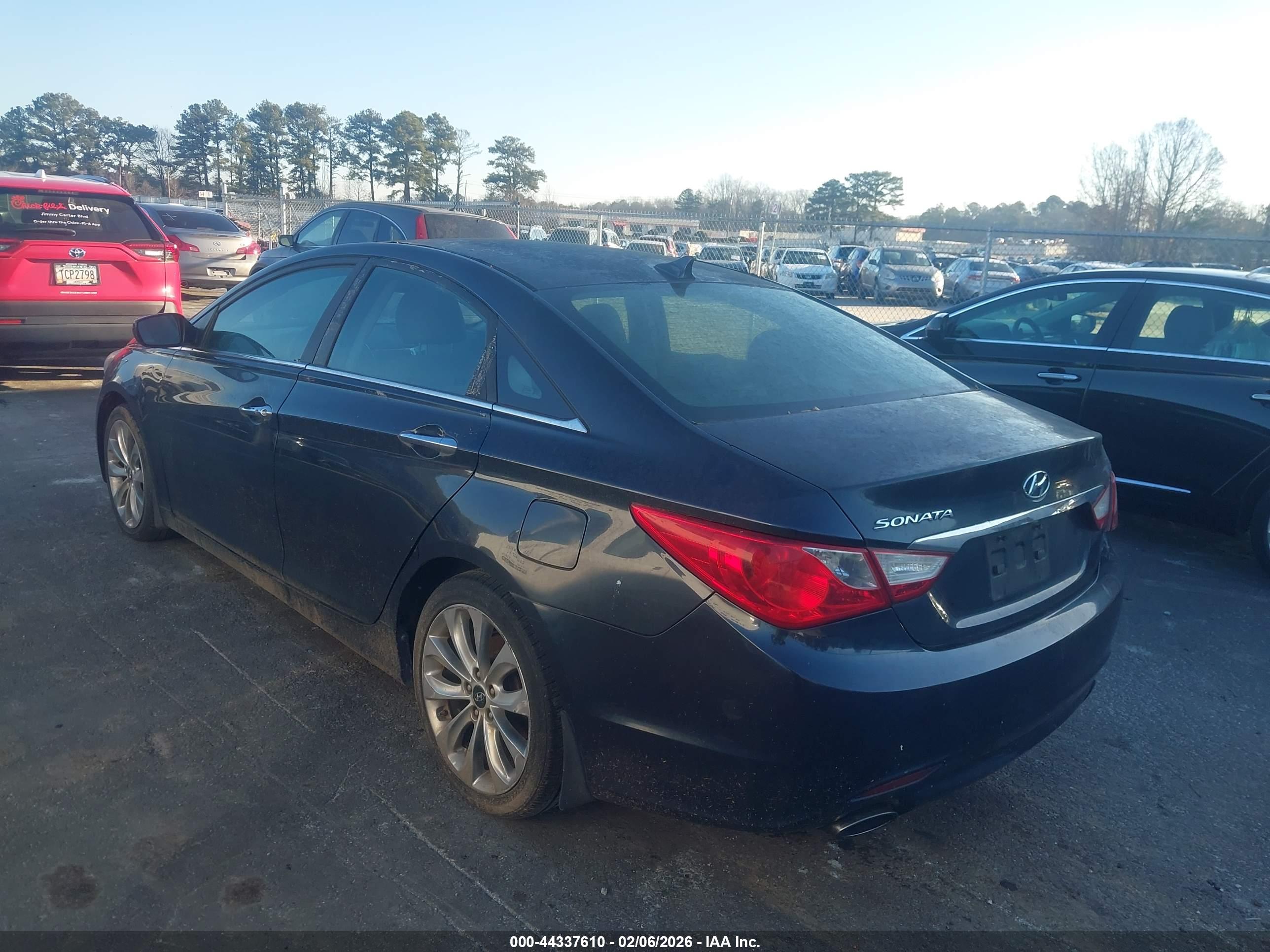 HYUNDAI SONATA image 3