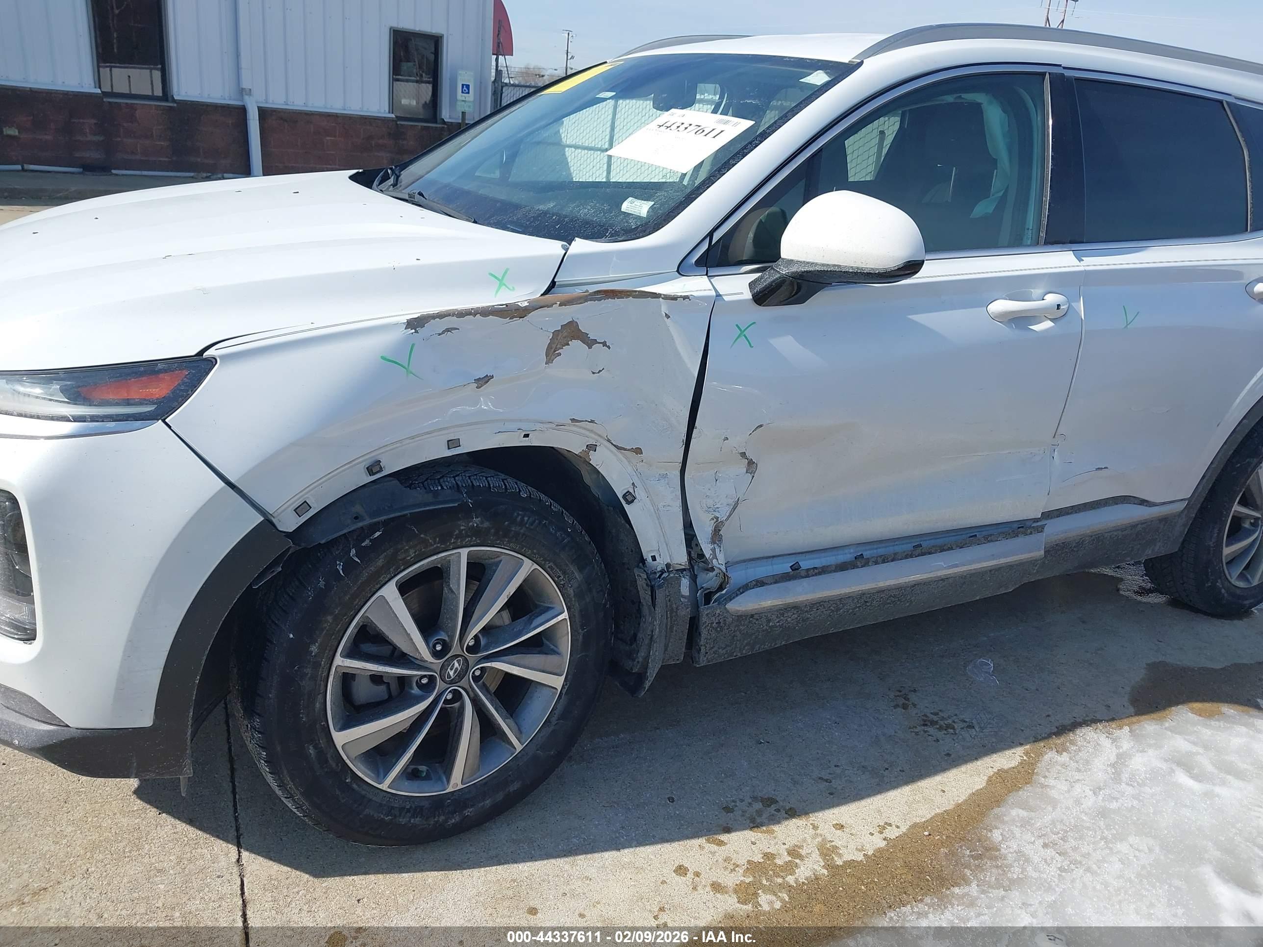 HYUNDAI SANTA image 6