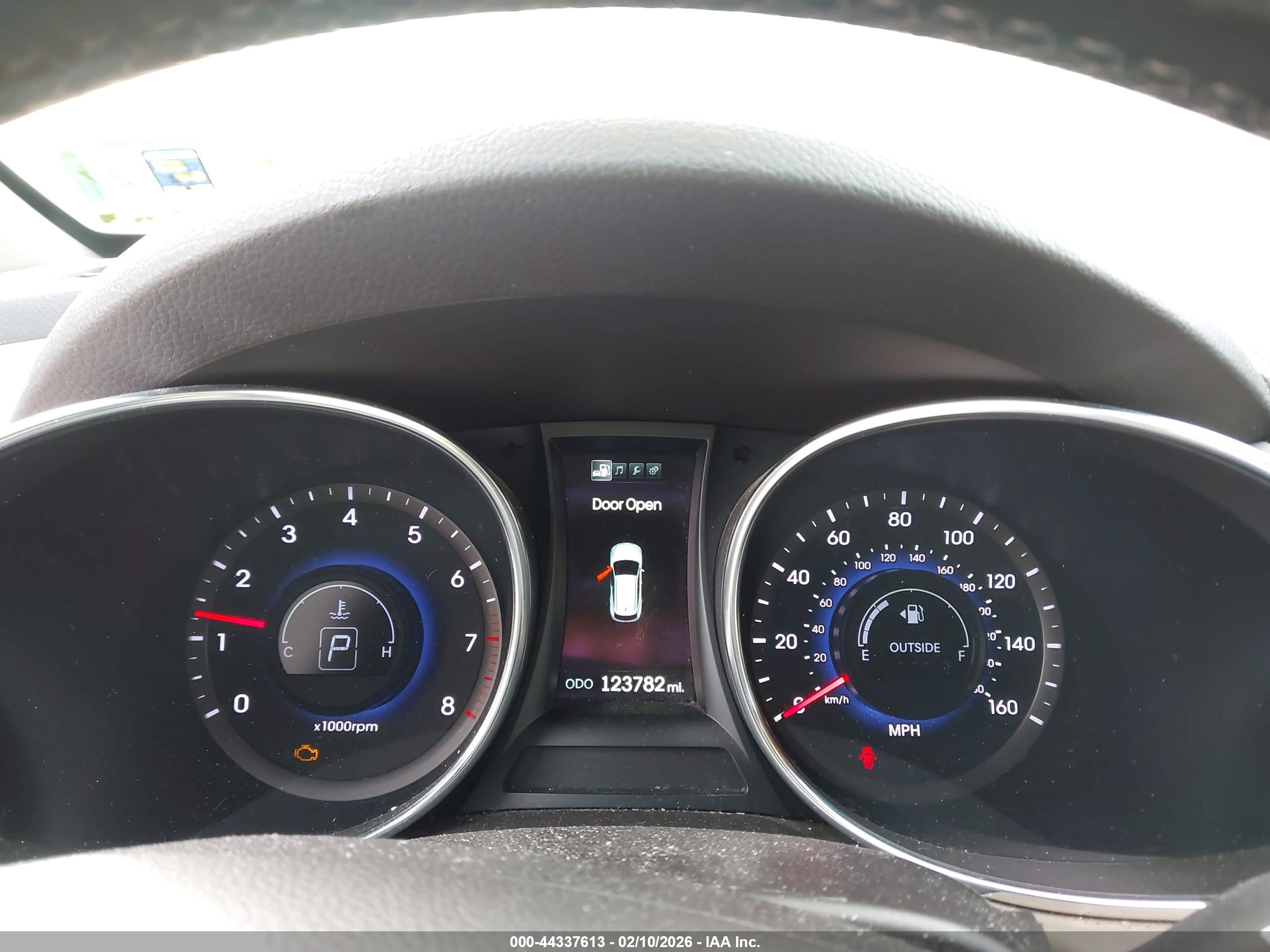 HYUNDAI SANTA image 7