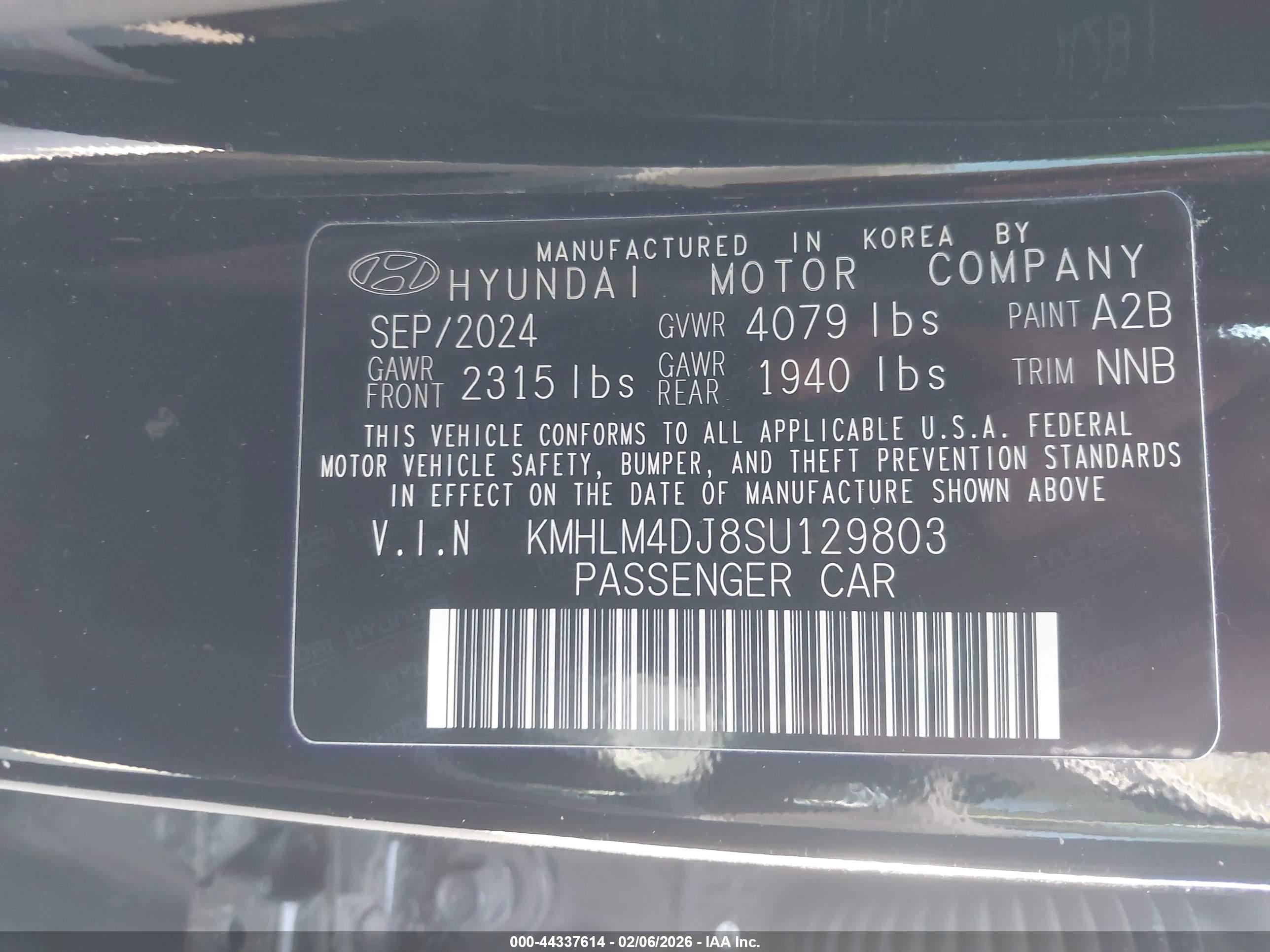 HYUNDAI ELANTRA image 9