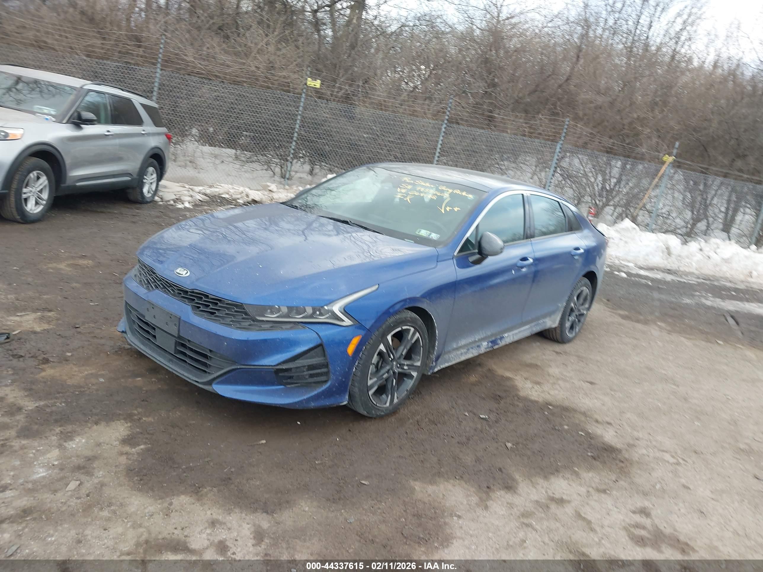 KIA K5 image 2