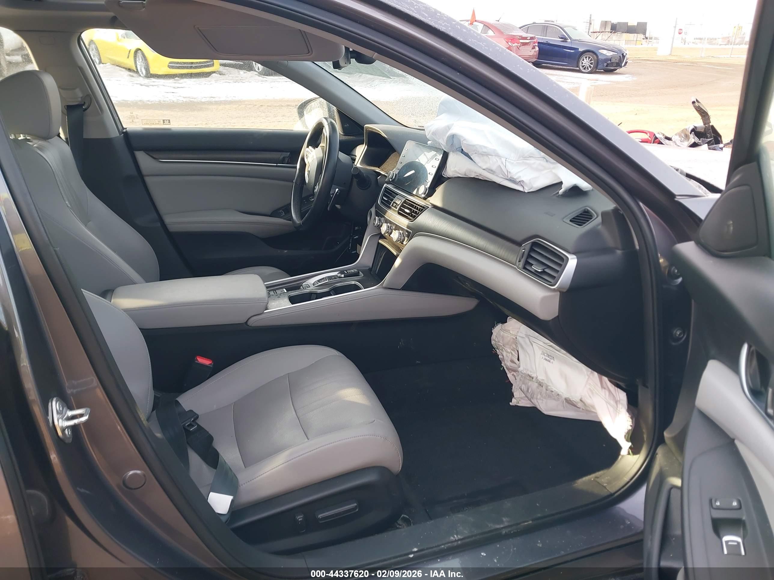 HONDA ACCORD image 5