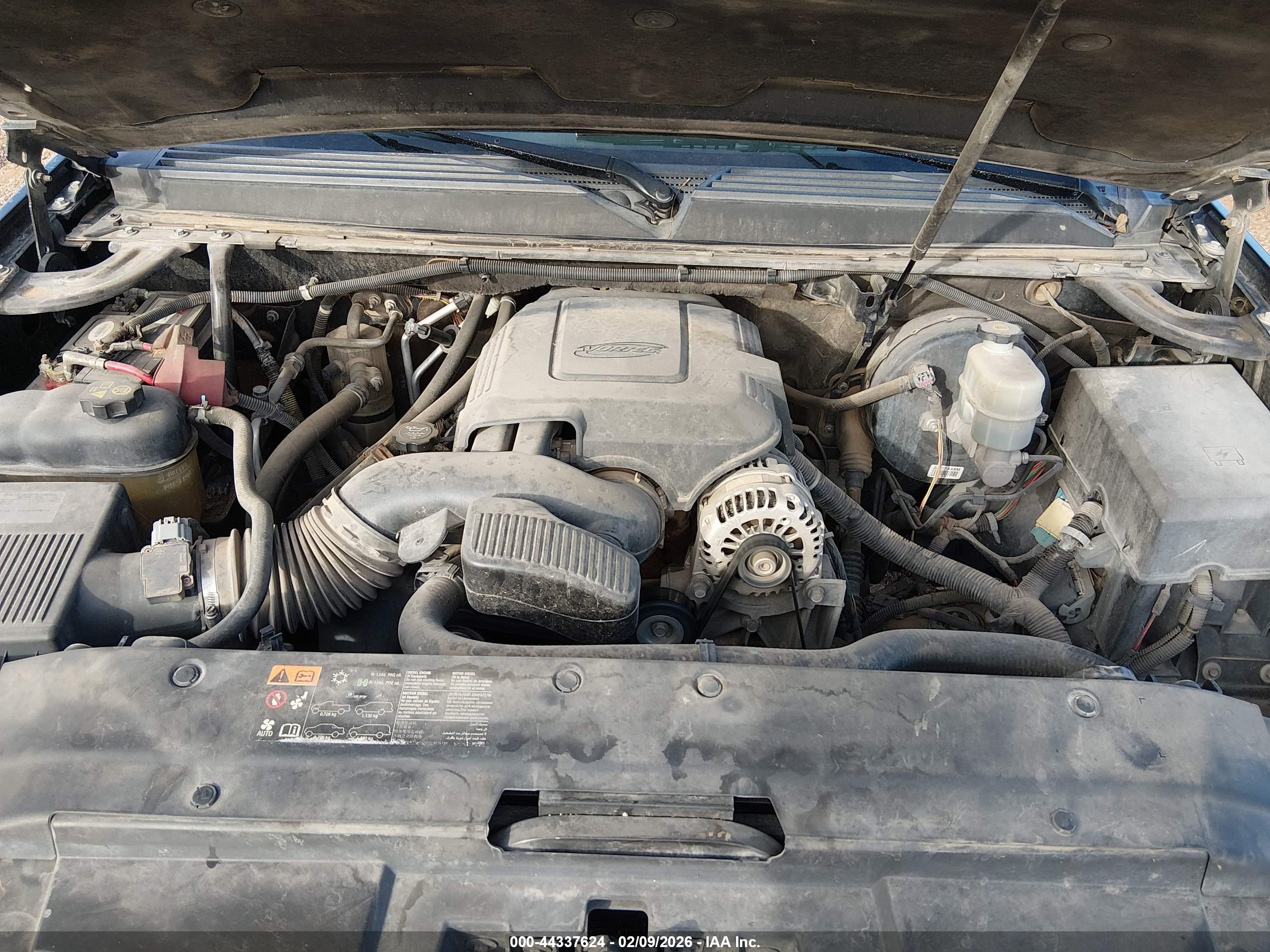 CHEVROLET SUBURBAN image 10