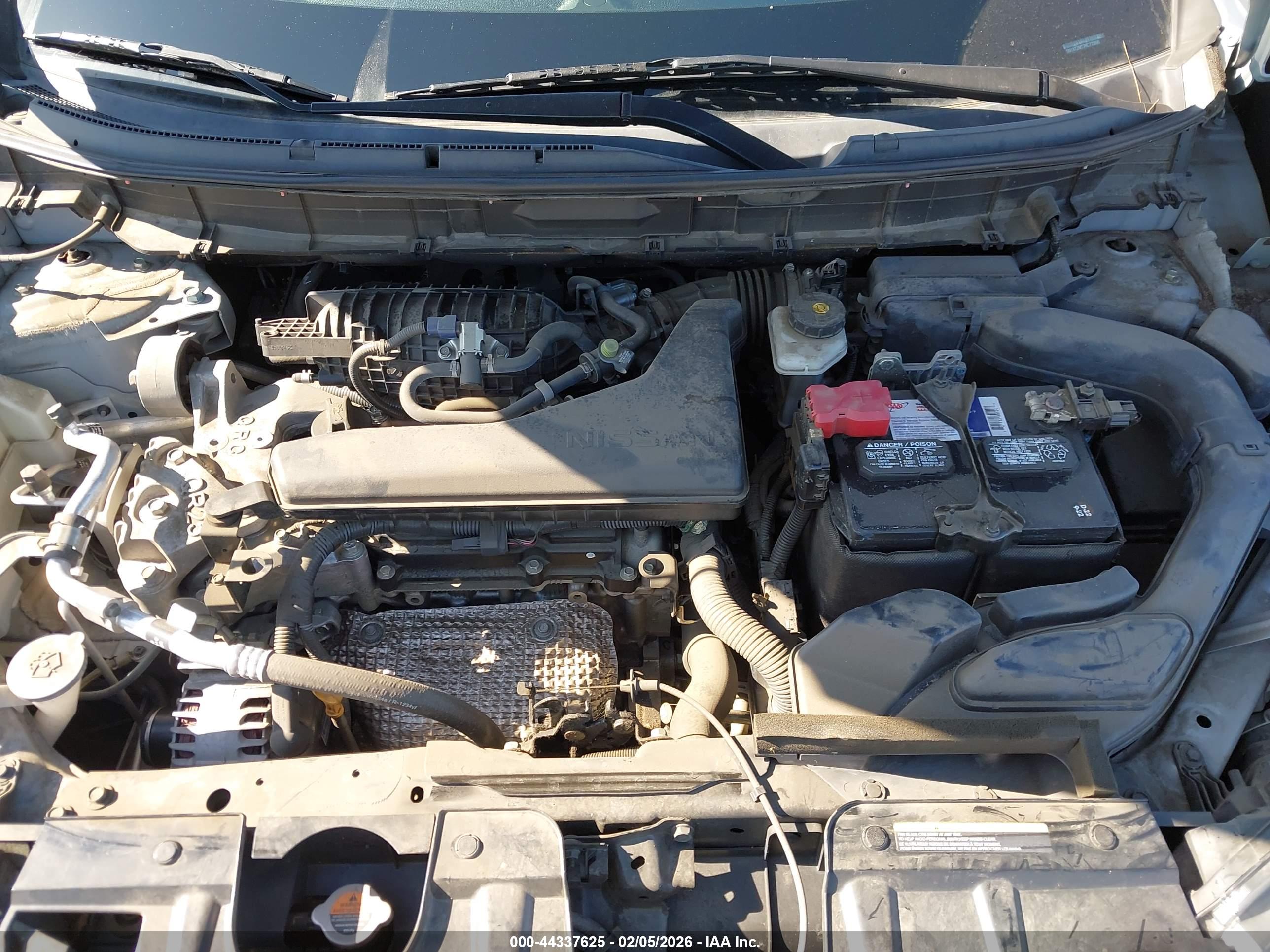 NISSAN ROGUE image 10