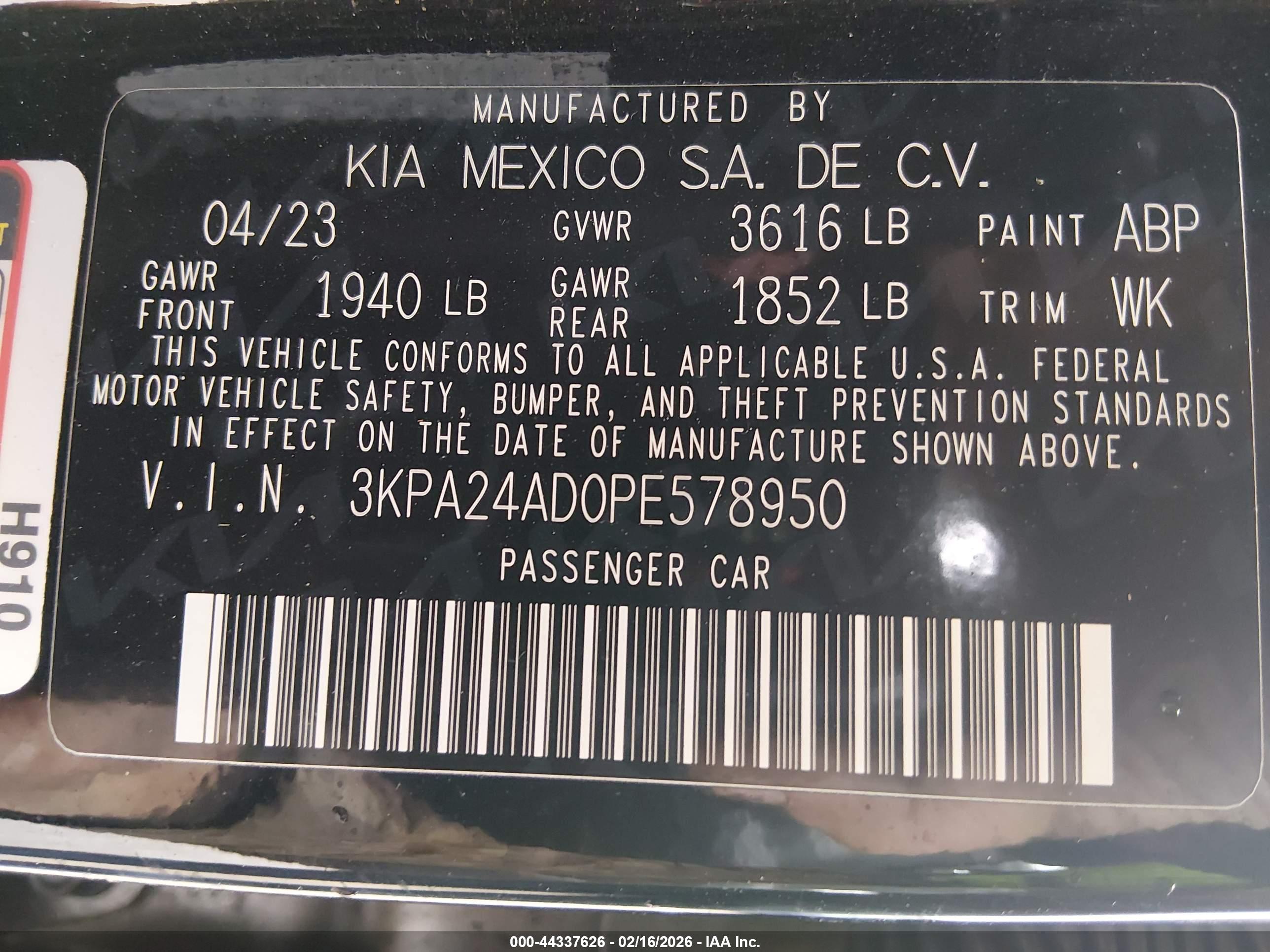 KIA RIO image 9