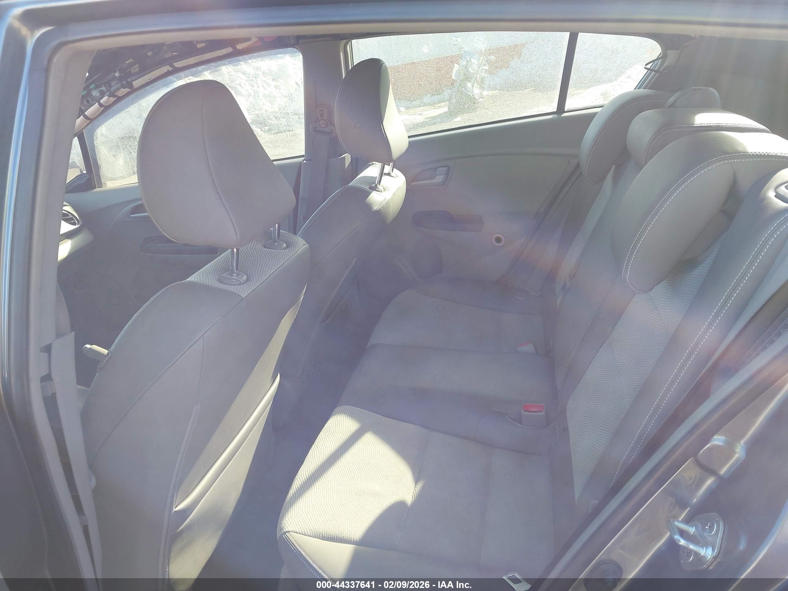 HONDA INSIGHT image 8