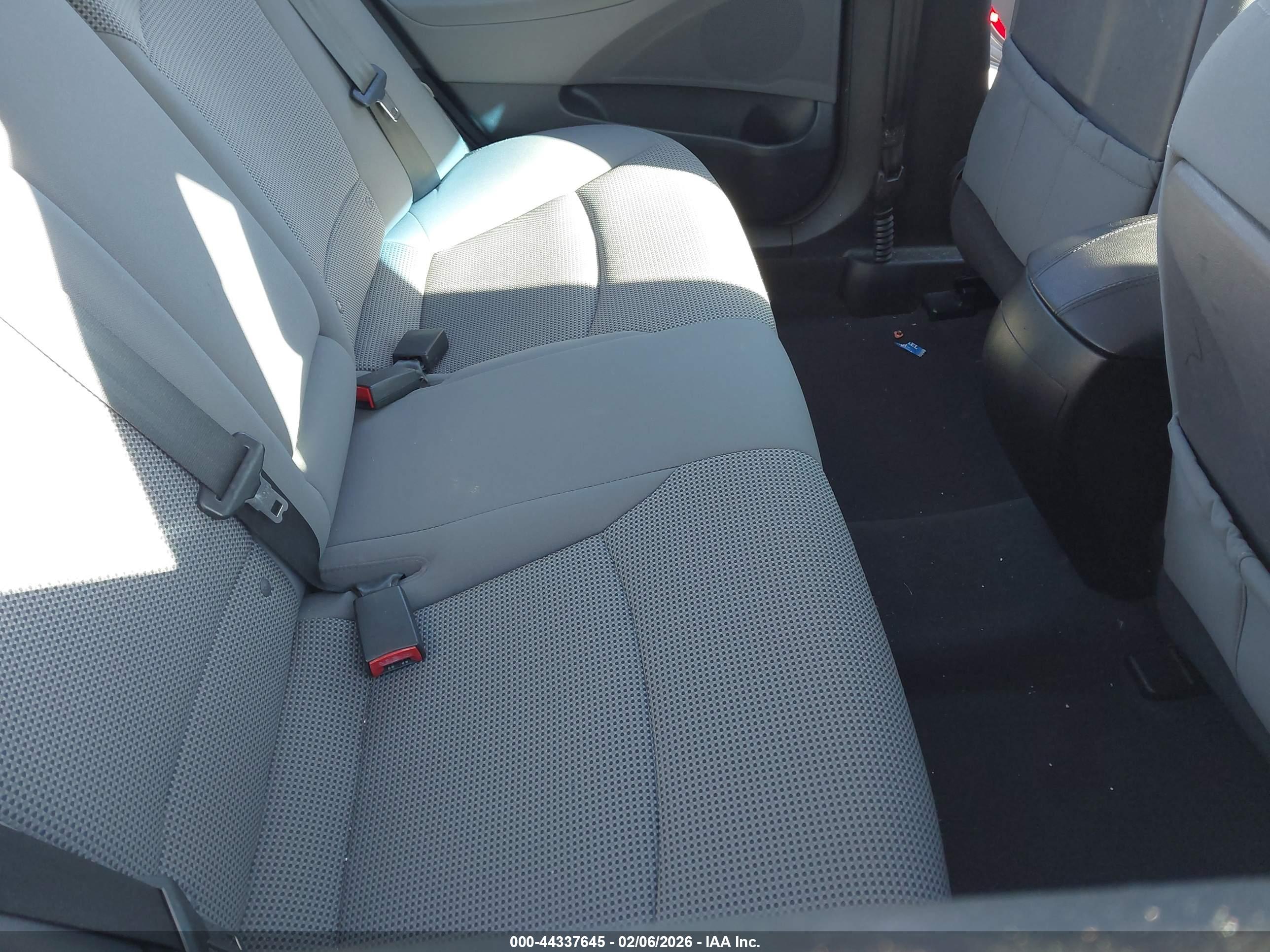 HYUNDAI SONATA image 8