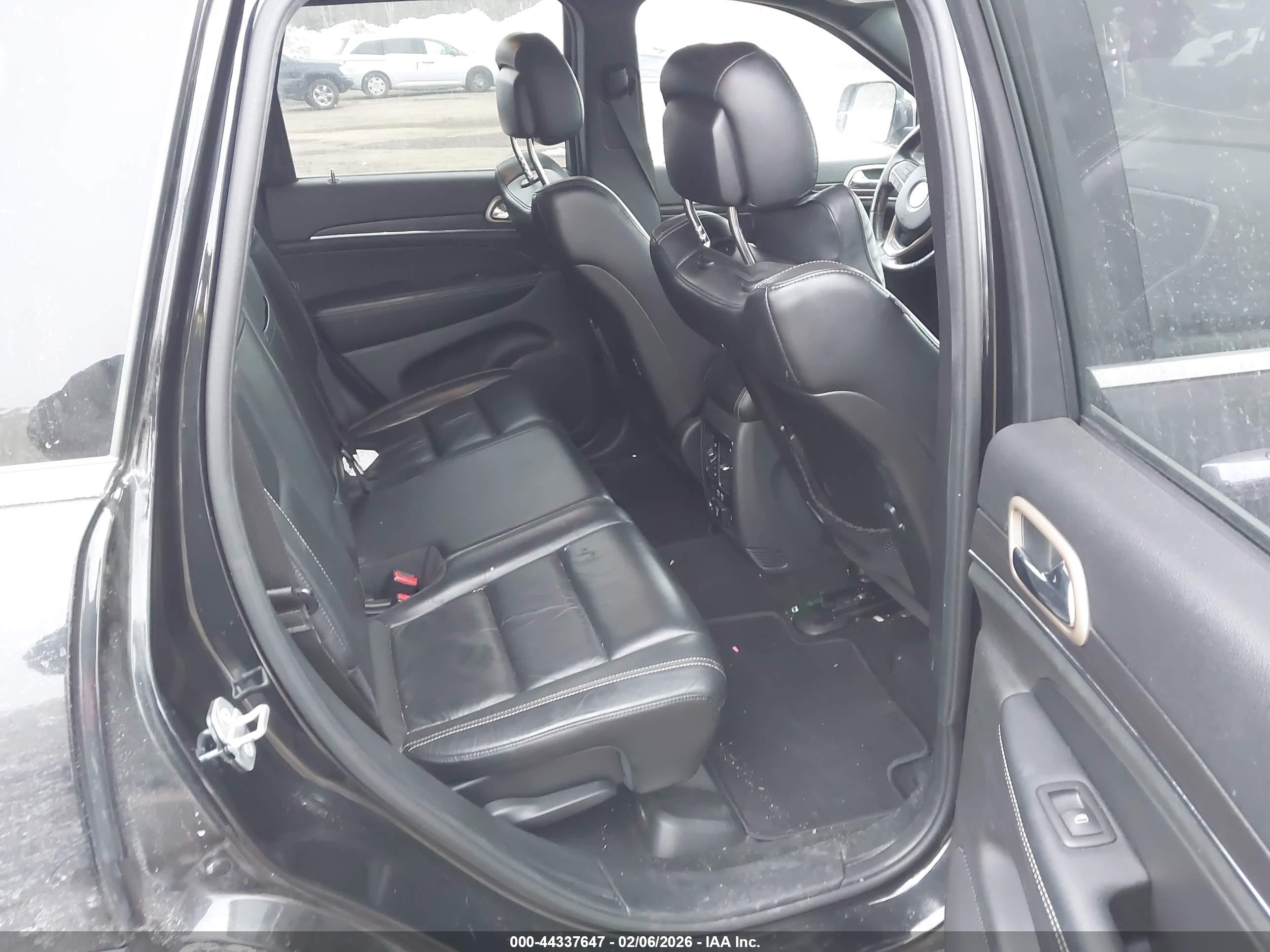 JEEP GRAND image 8
