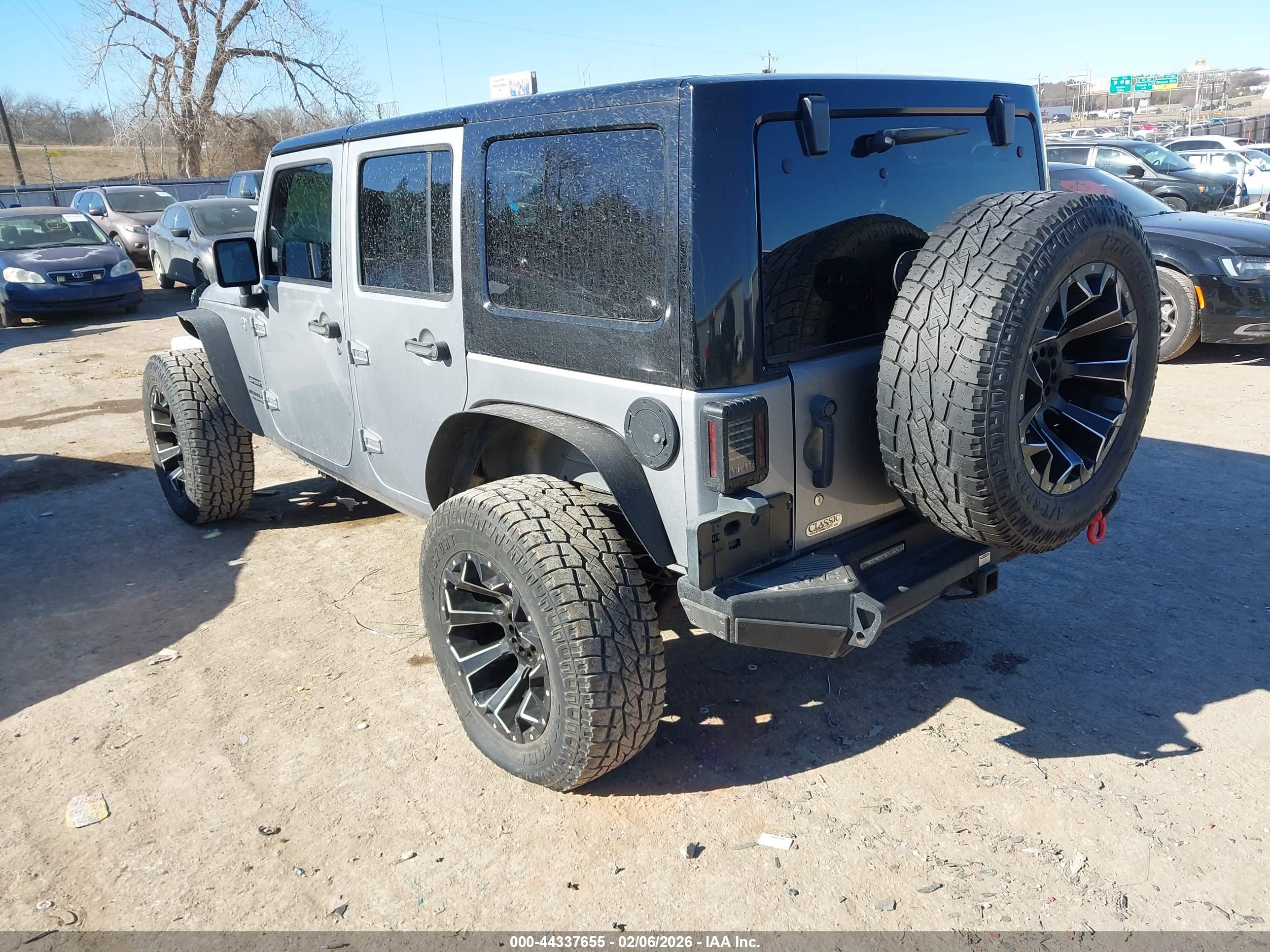 JEEP WRANGLER image 3