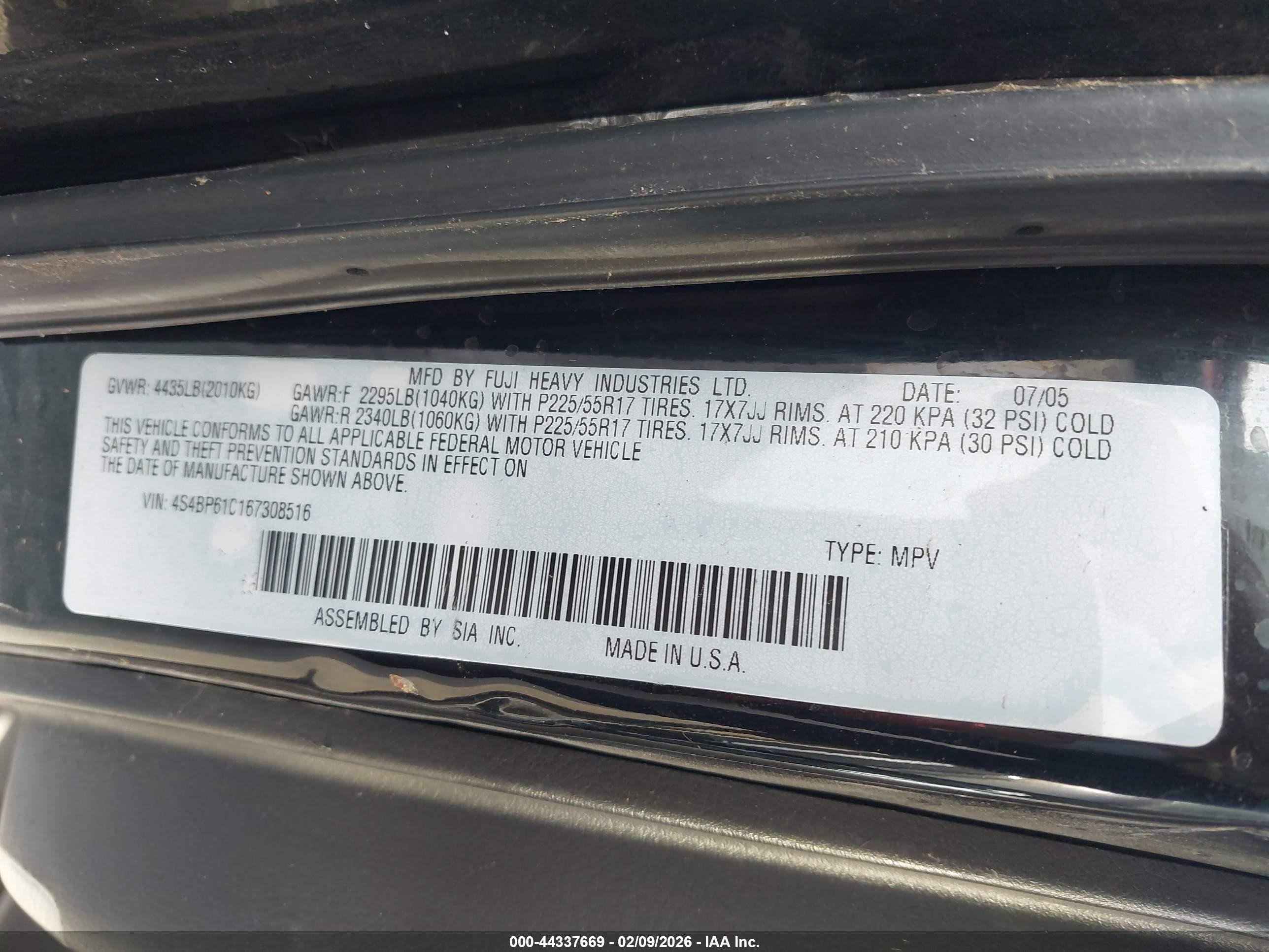 SUBARU OUTBACK image 9