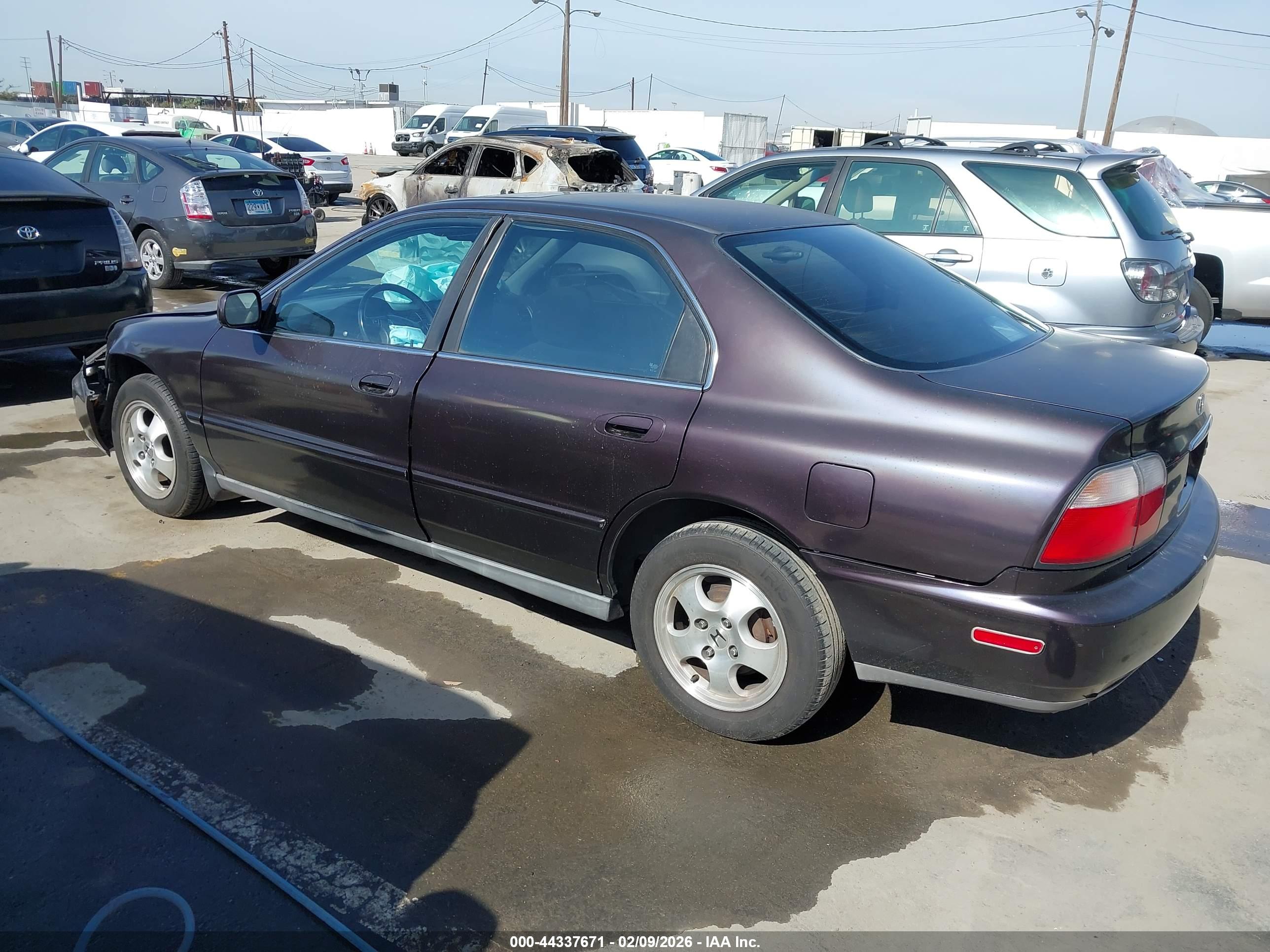 HONDA ACCORD image 3