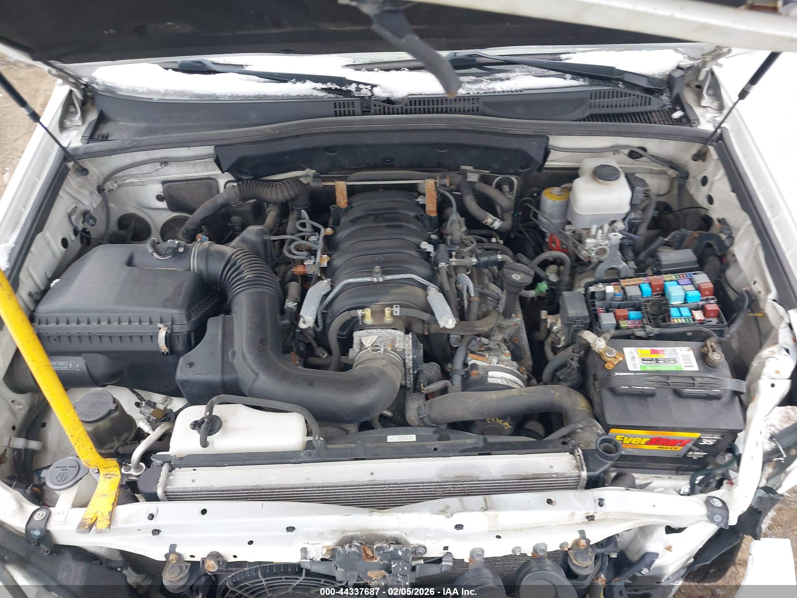 LEXUS GX image 10