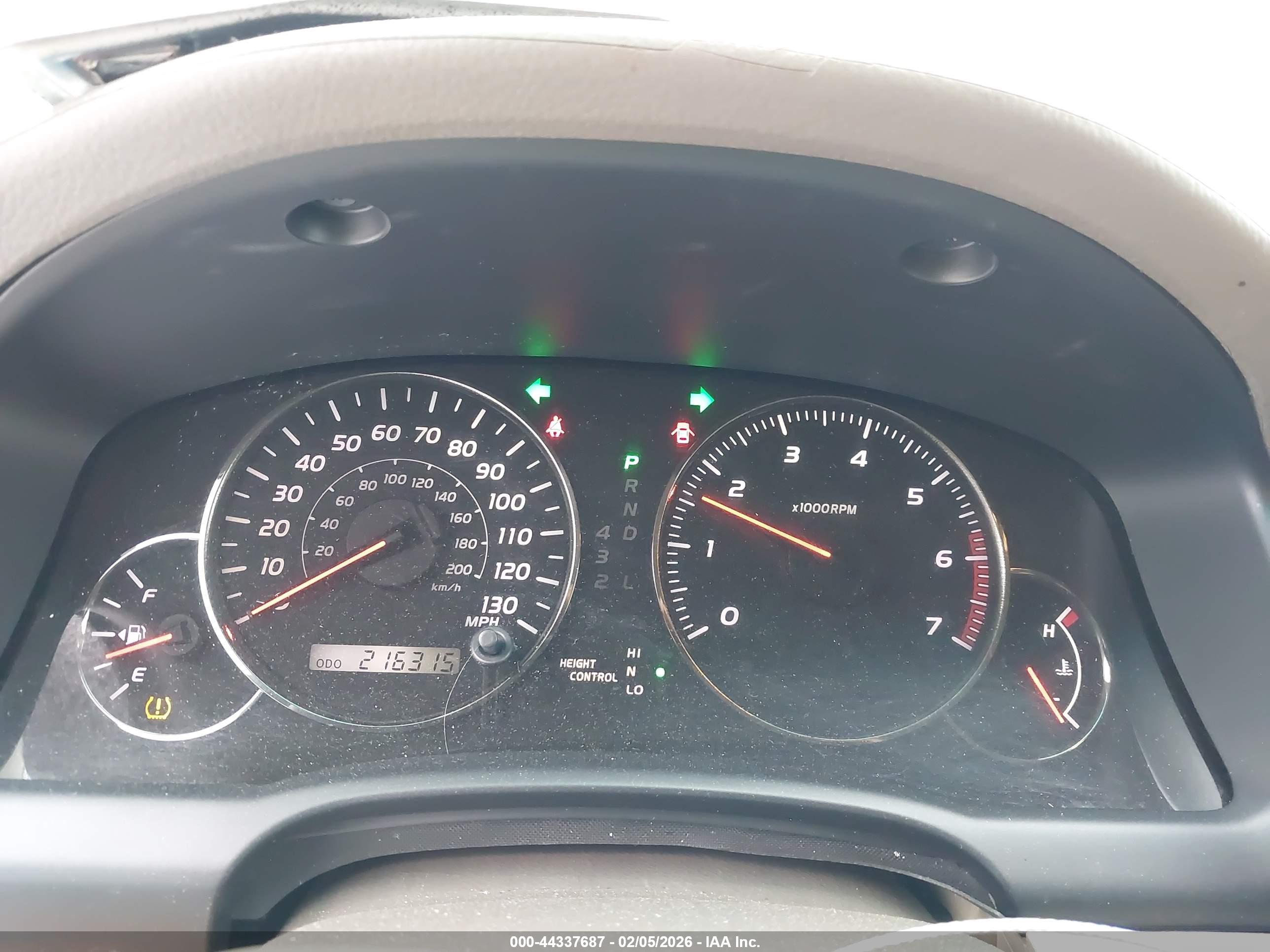 LEXUS GX image 7
