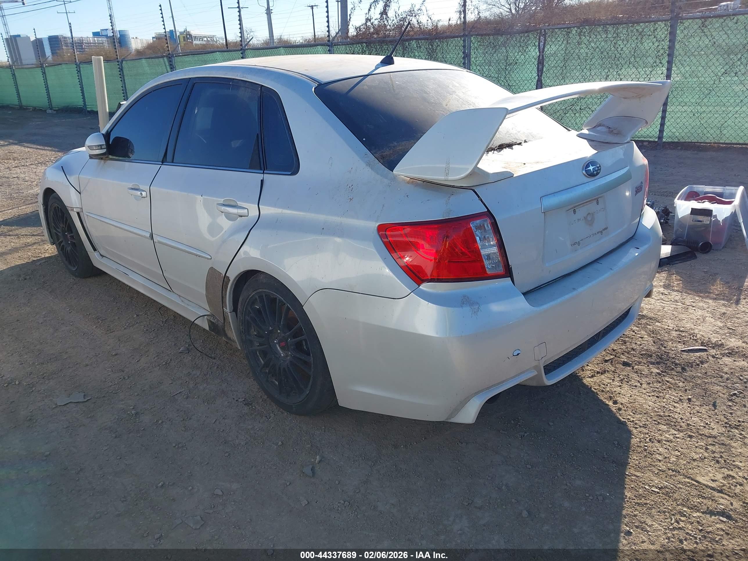 SUBARU IMPREZA image 3