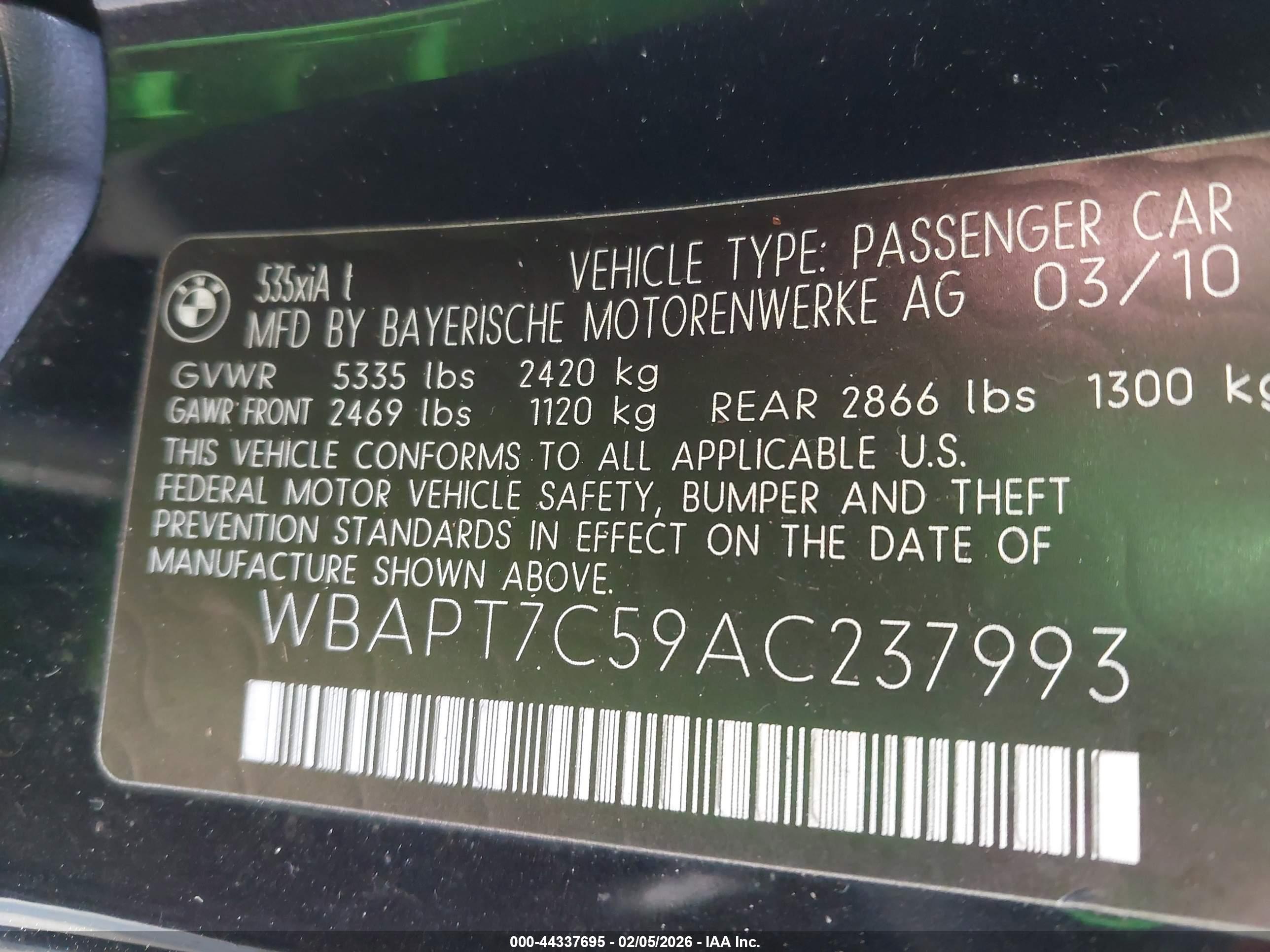 BMW 535I image 9