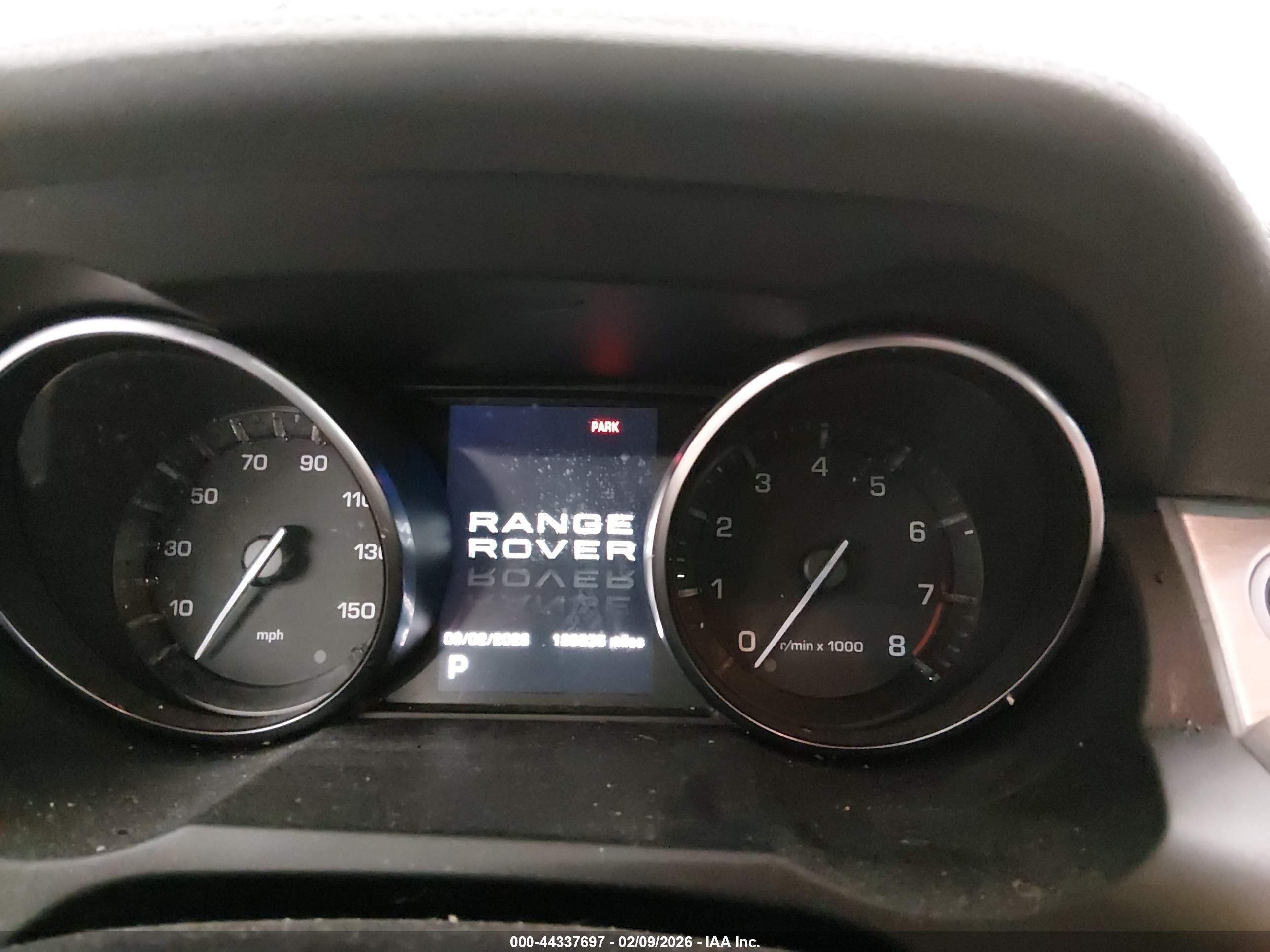 LAND ROVER image 7