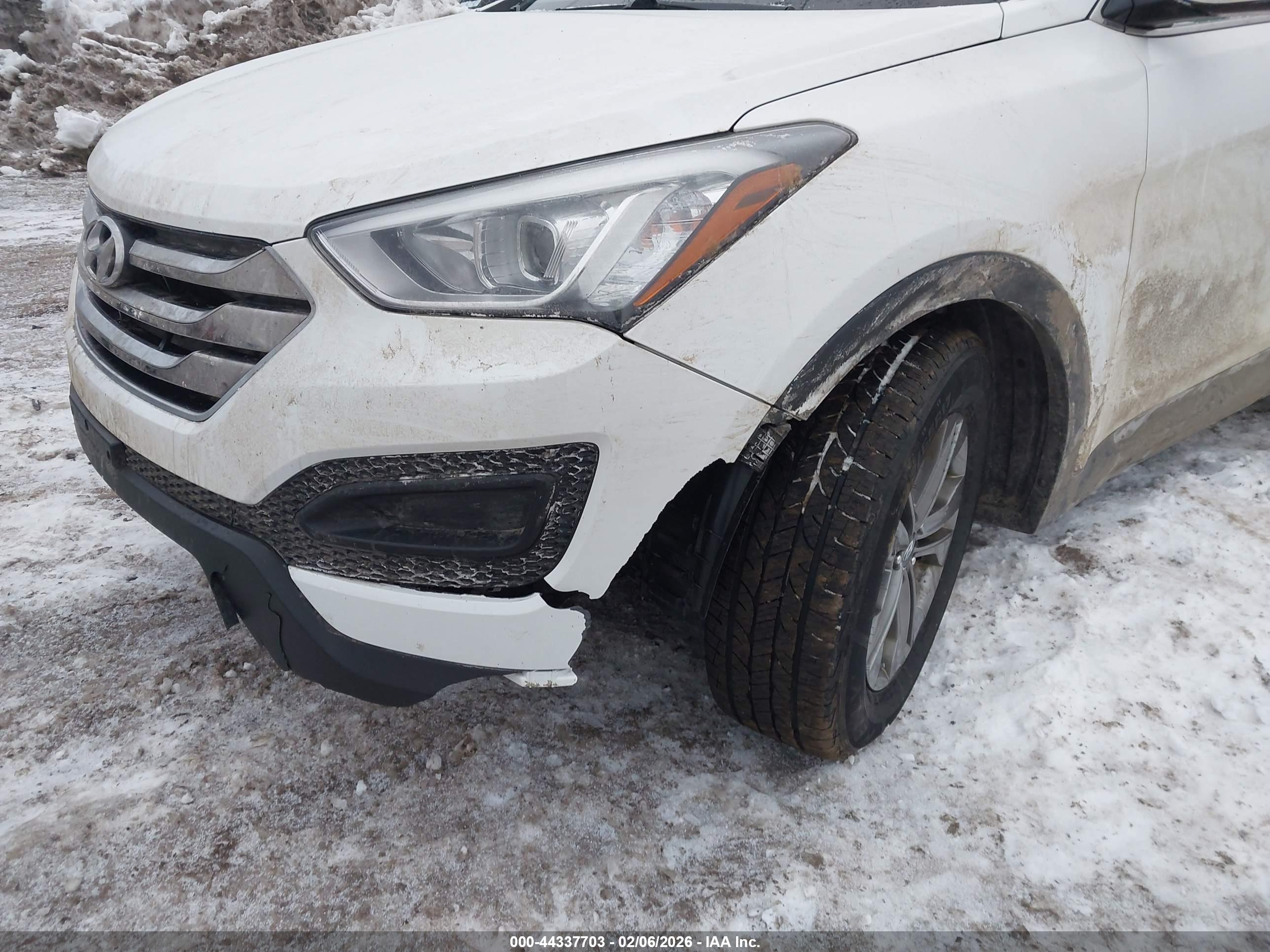 HYUNDAI SANTA image 6