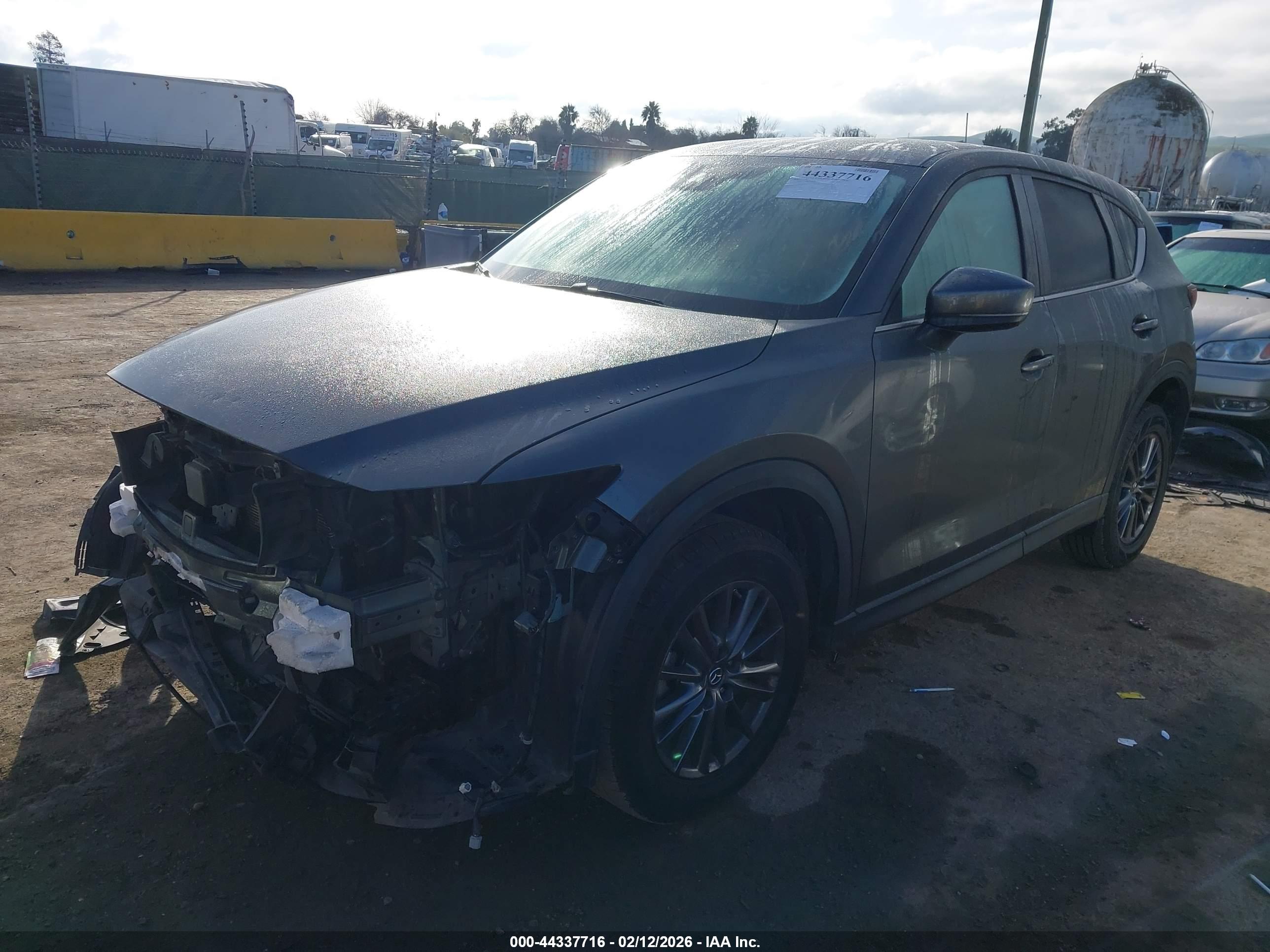MAZDA CX-5 image 2