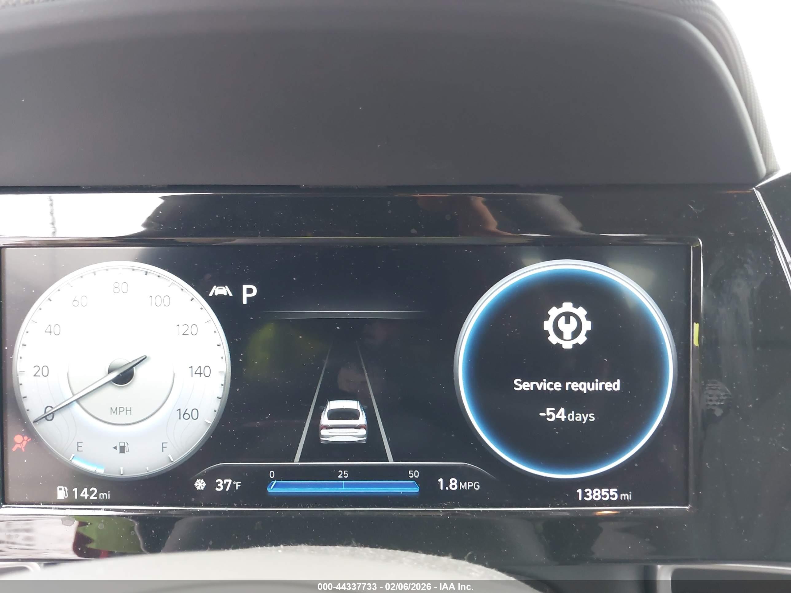 HYUNDAI ELANTRA image 7