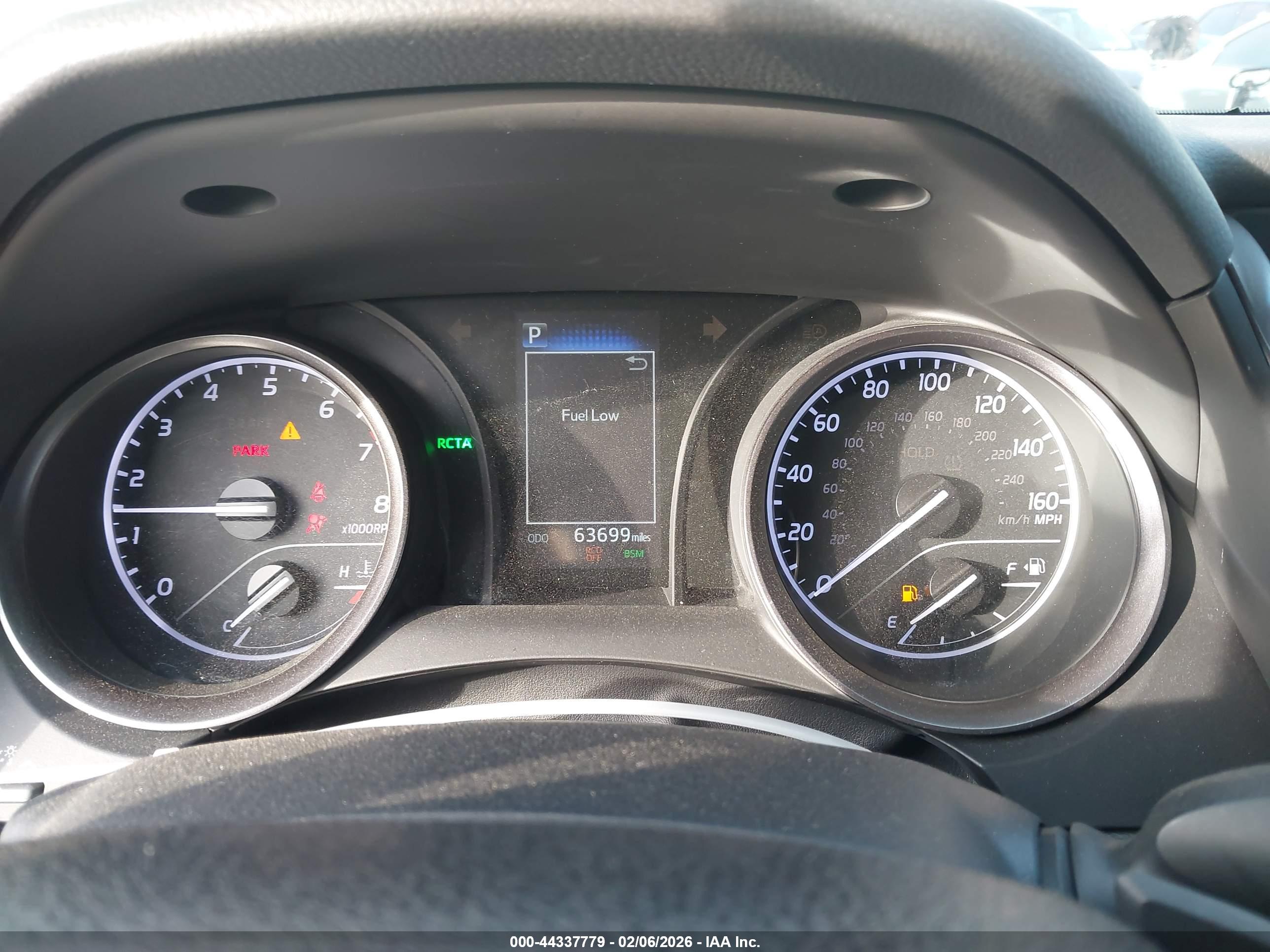 TOYOTA CAMRY image 7